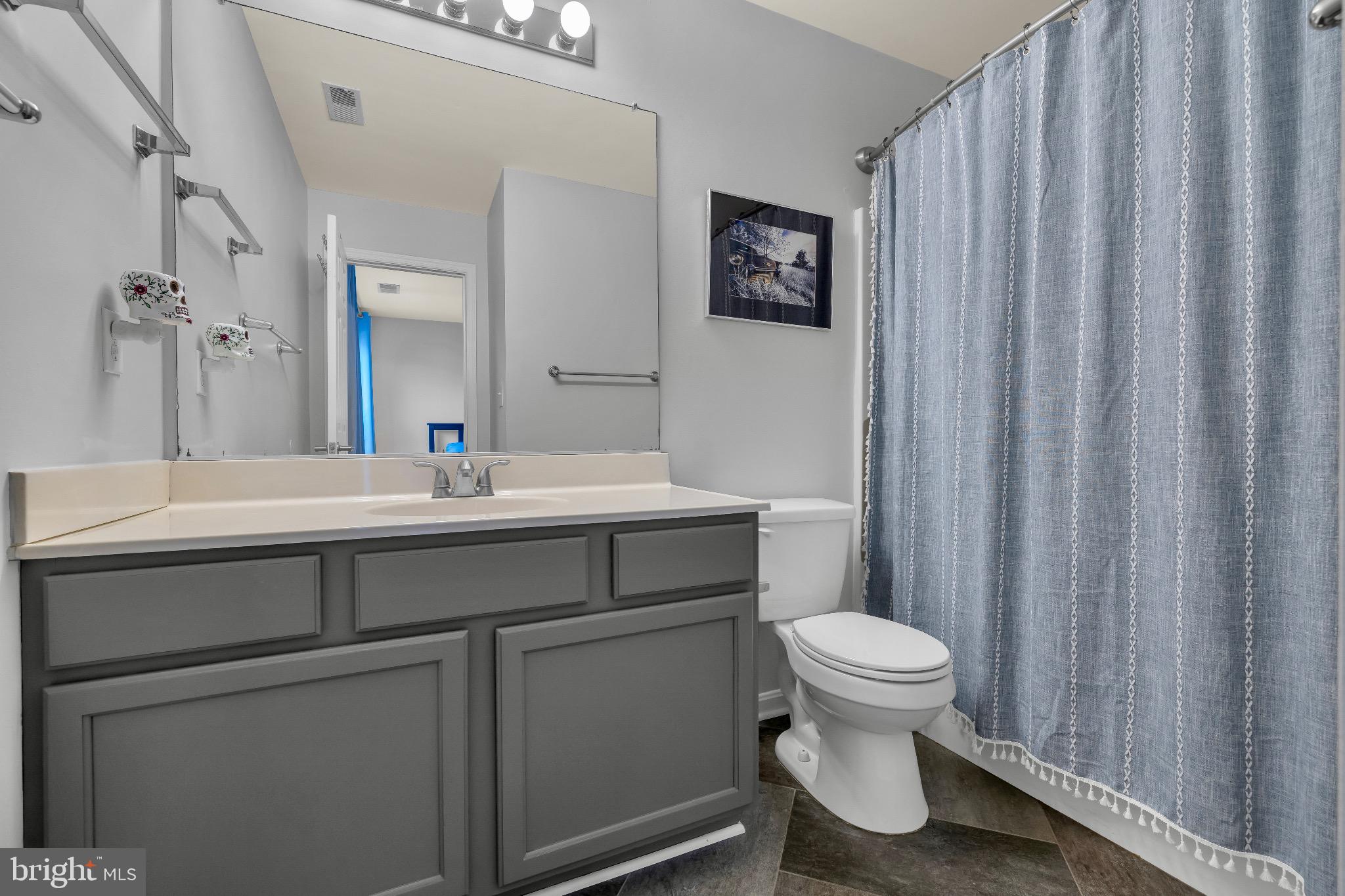 SEVEN OAKS - Residential