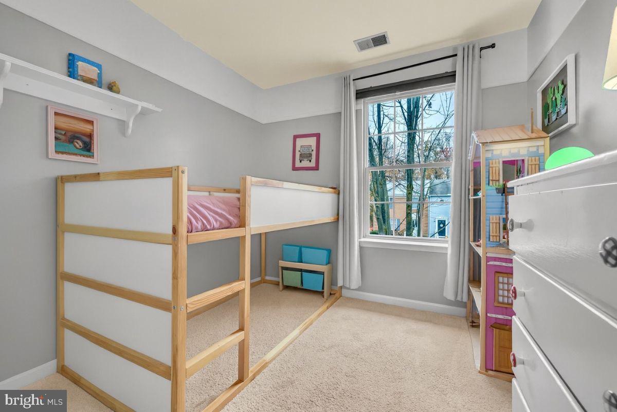 SEVEN OAKS - Residential