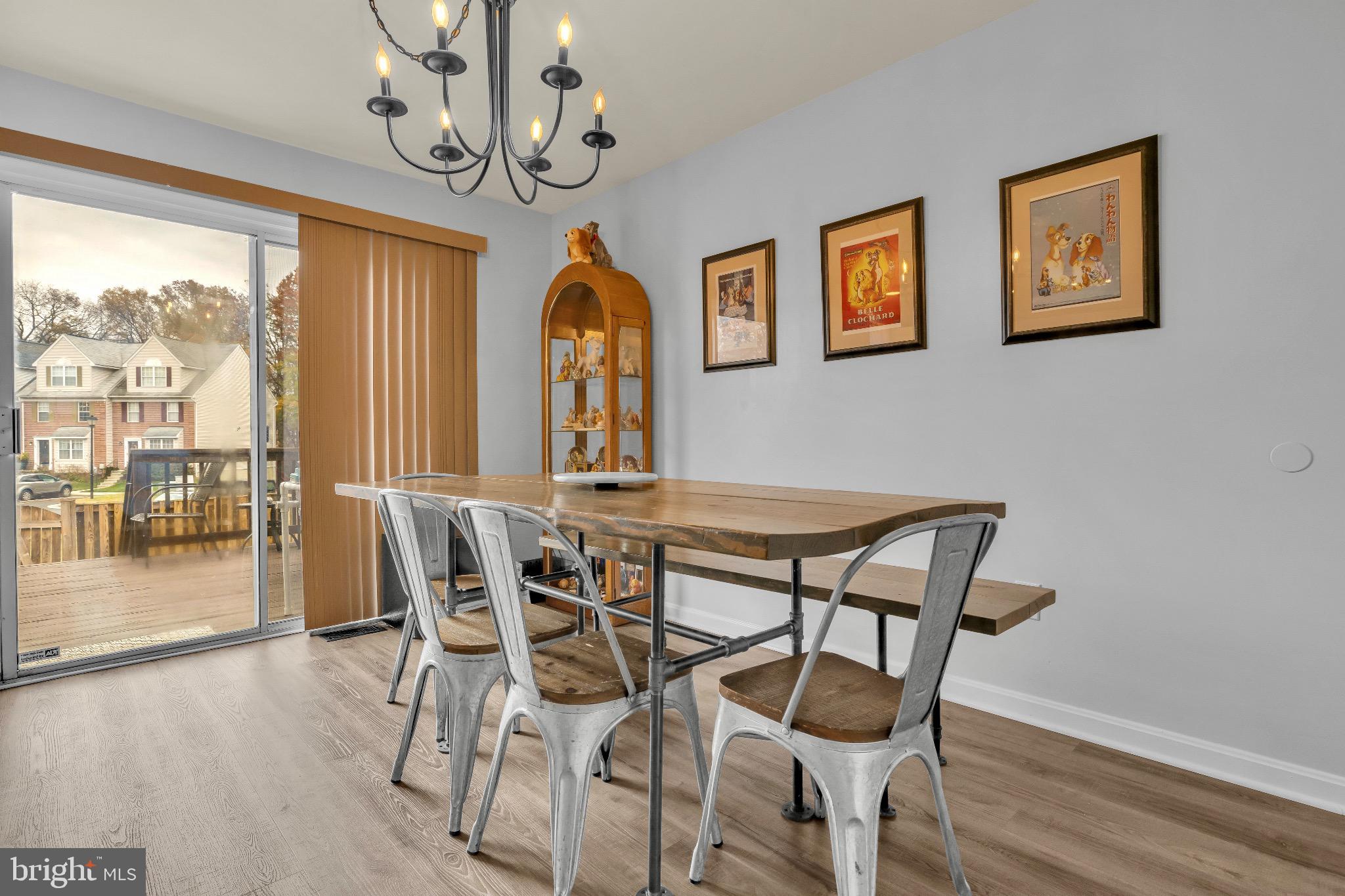 SEVEN OAKS - Residential