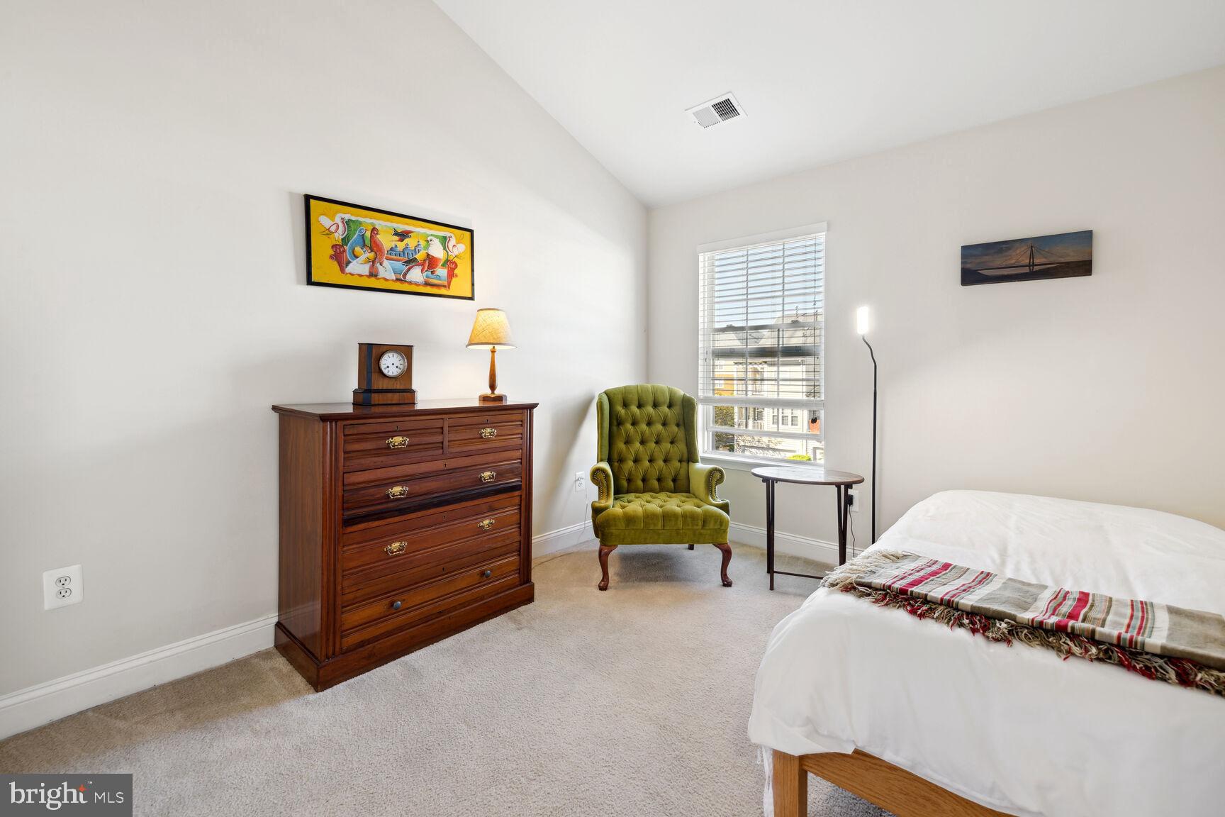 KING FARM BAILEYS COMMON - Residential