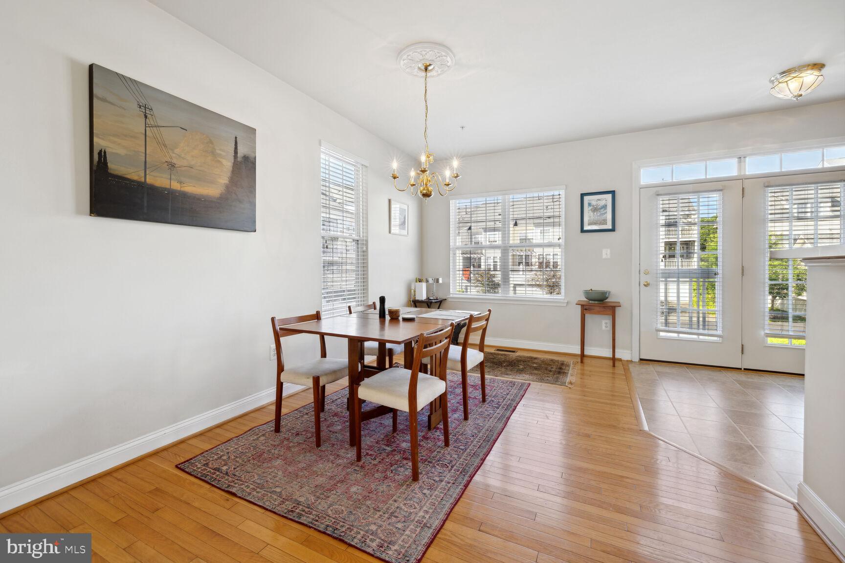 KING FARM BAILEYS COMMON - Residential