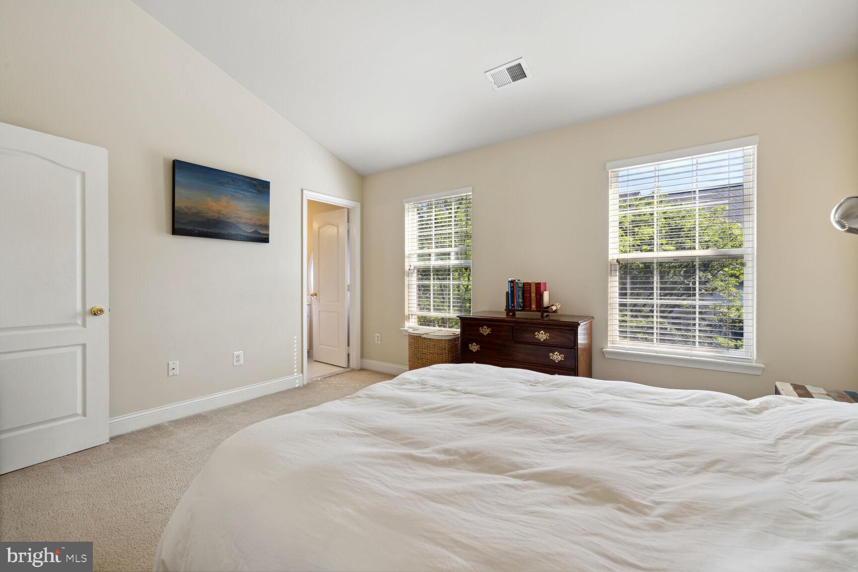 KING FARM BAILEYS COMMON - Residential