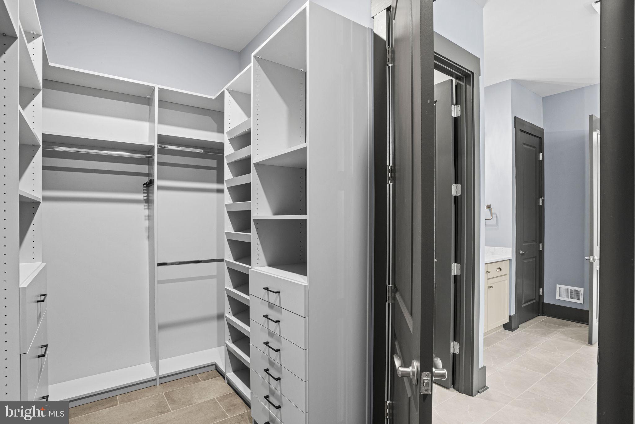 AMBLEBROOK - Residential