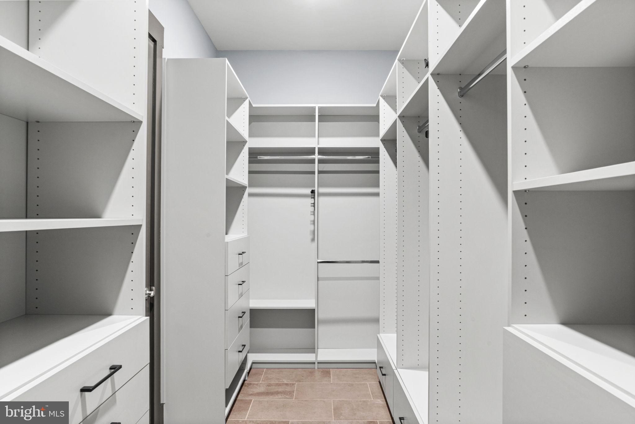 AMBLEBROOK - Residential