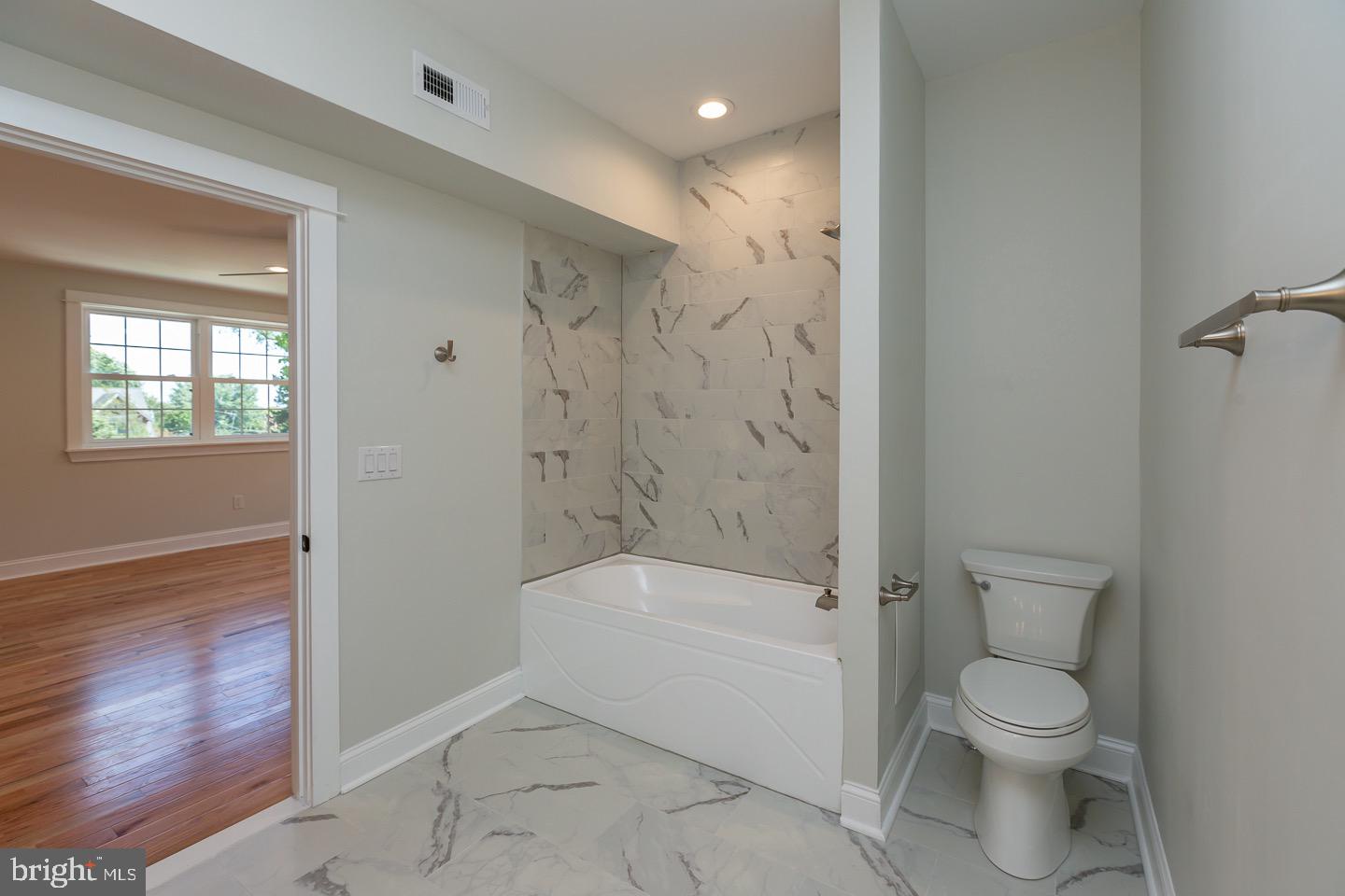 BROOKLINE - Residential