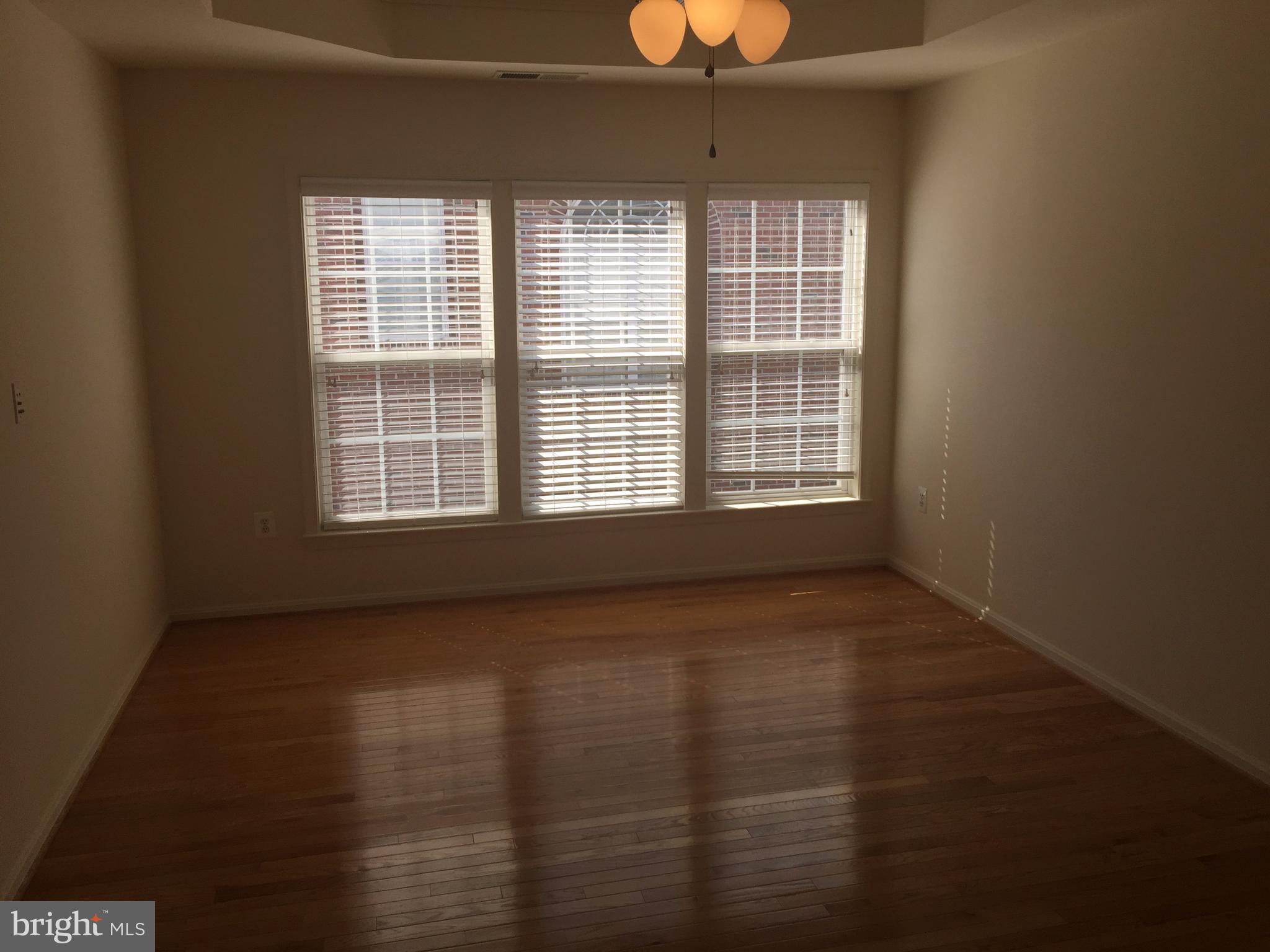 GREAT OAK - Residential Lease