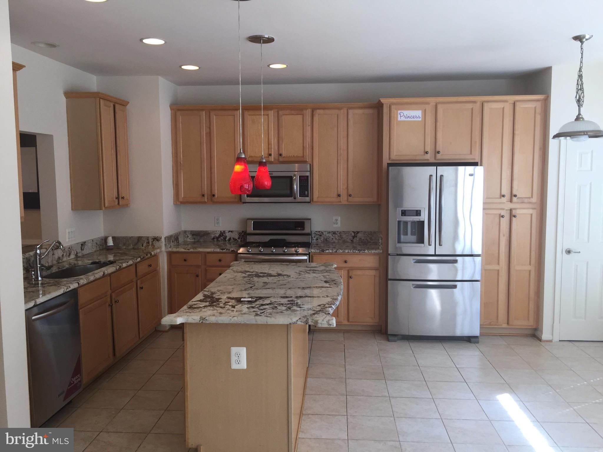 GREAT OAK - Residential Lease