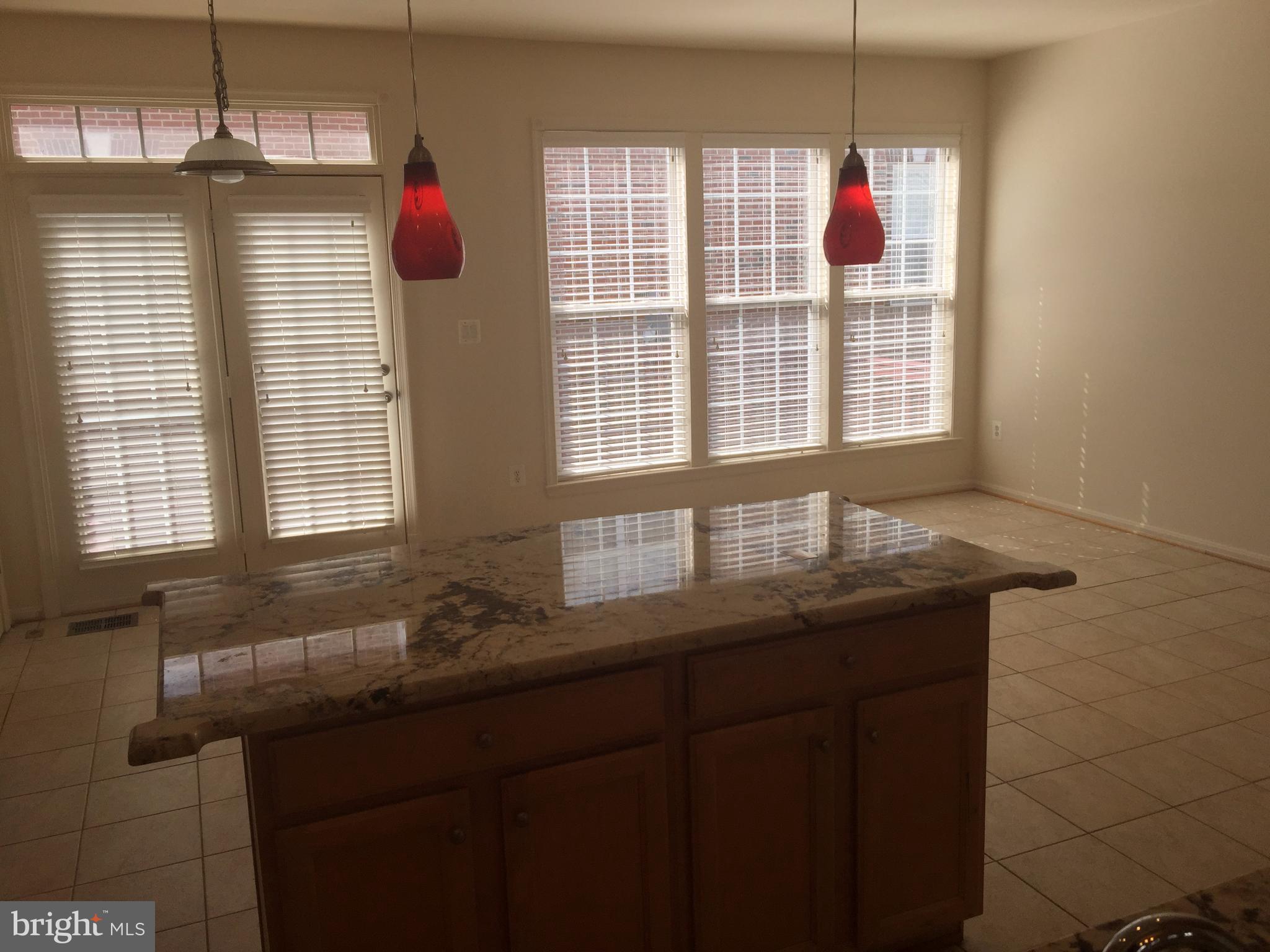 GREAT OAK - Residential Lease