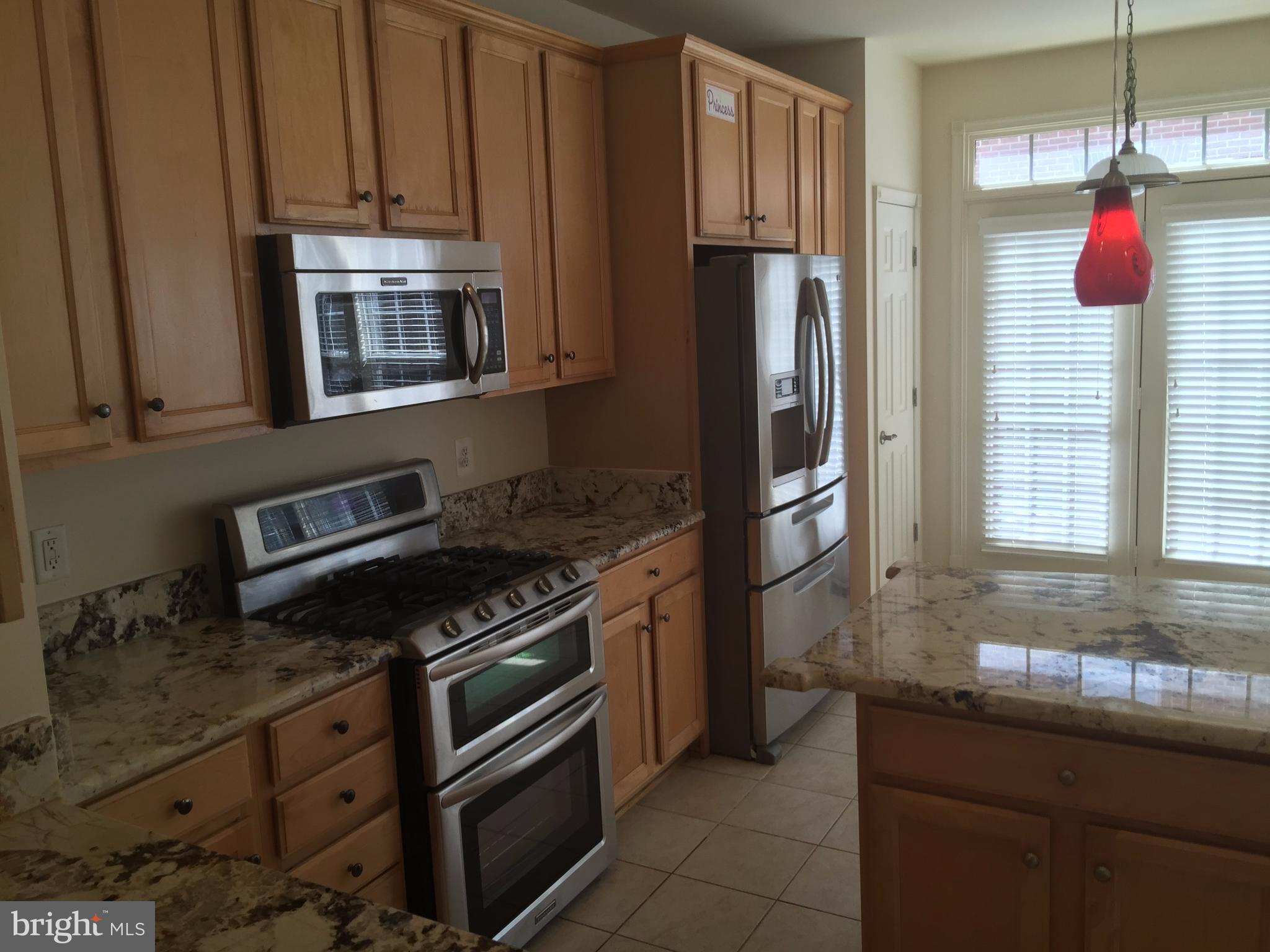 GREAT OAK - Residential Lease