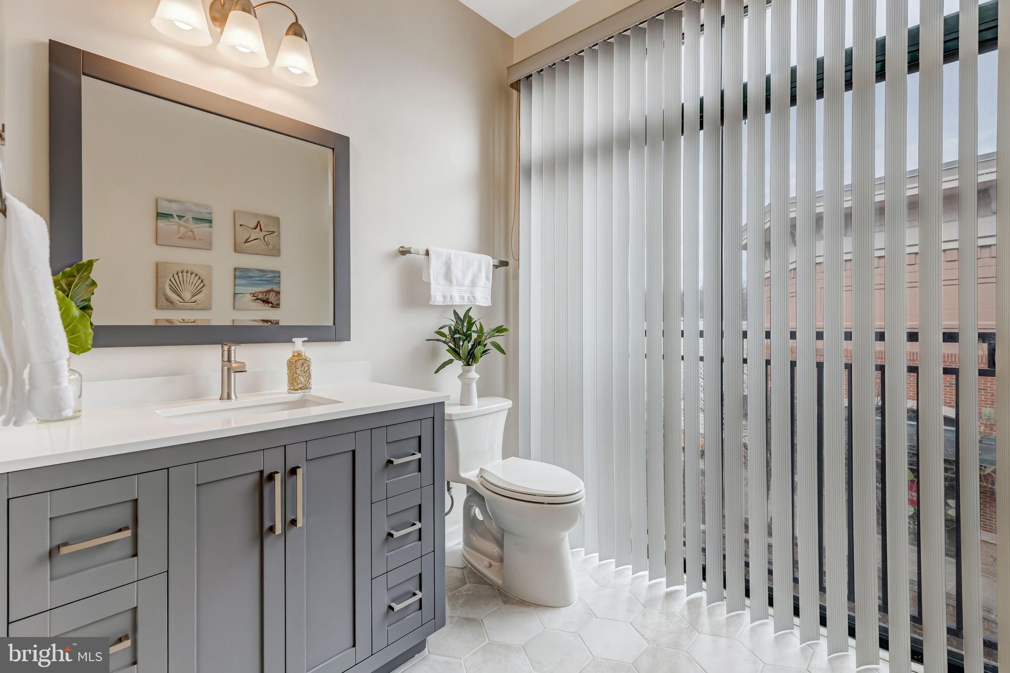 RESIDENCES OF LORTON STATION - Residential