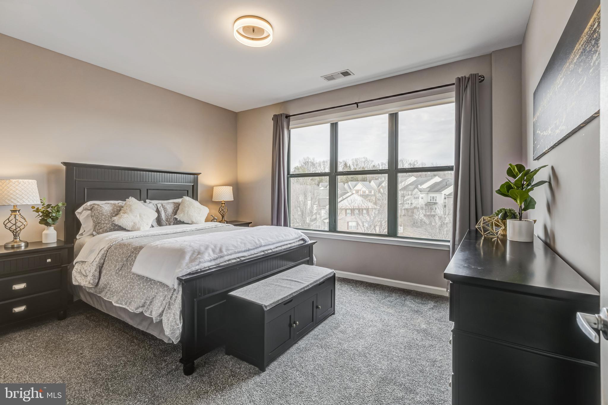 RESIDENCES OF LORTON STATION - Residential