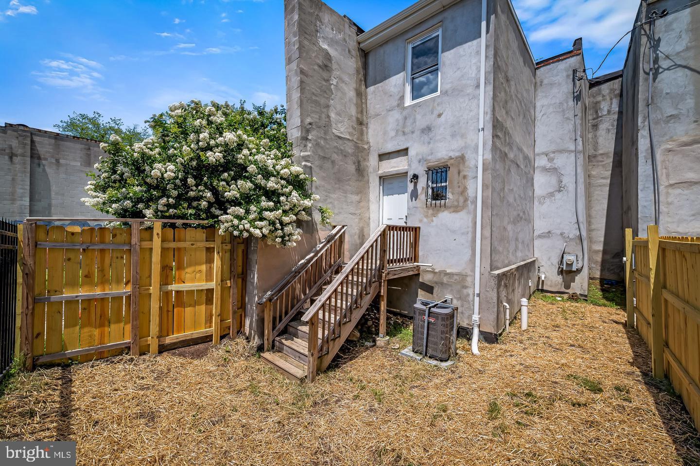 PENN NORTH - Residential Lease