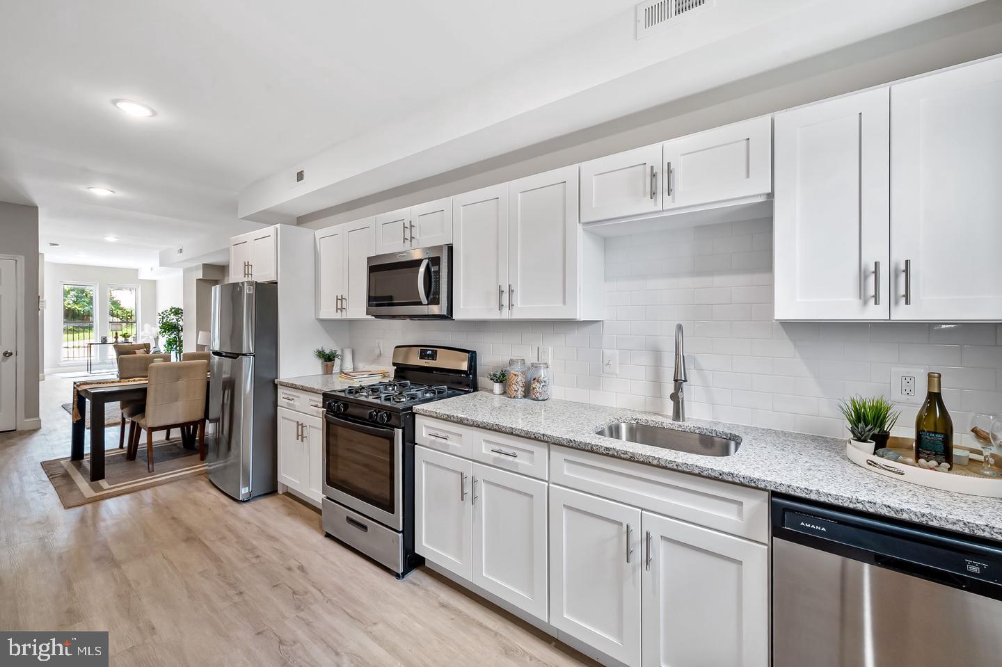 PENN NORTH - Residential Lease