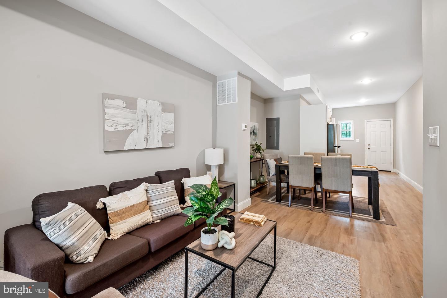 PENN NORTH - Residential Lease