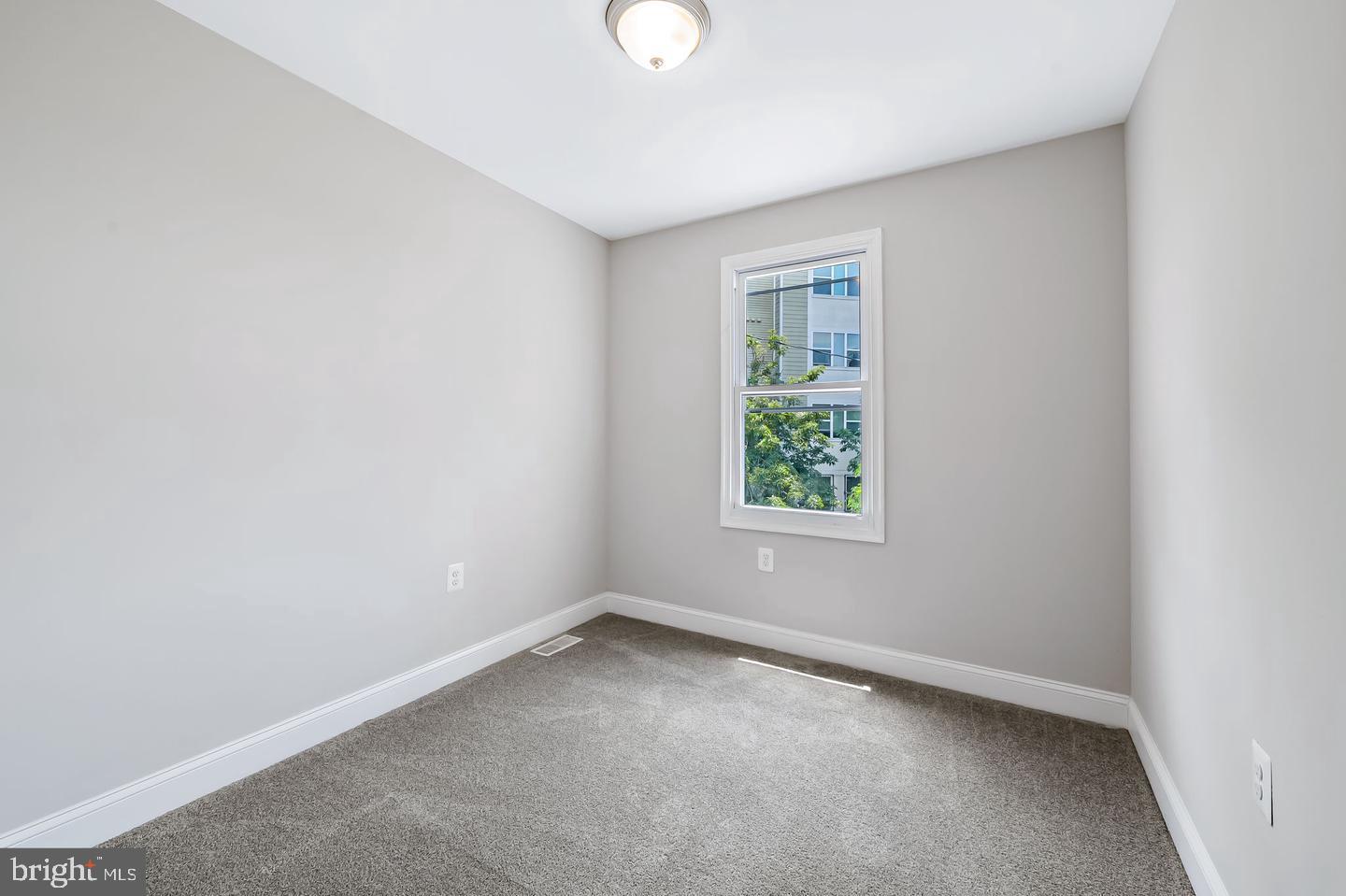 PENN NORTH - Residential Lease