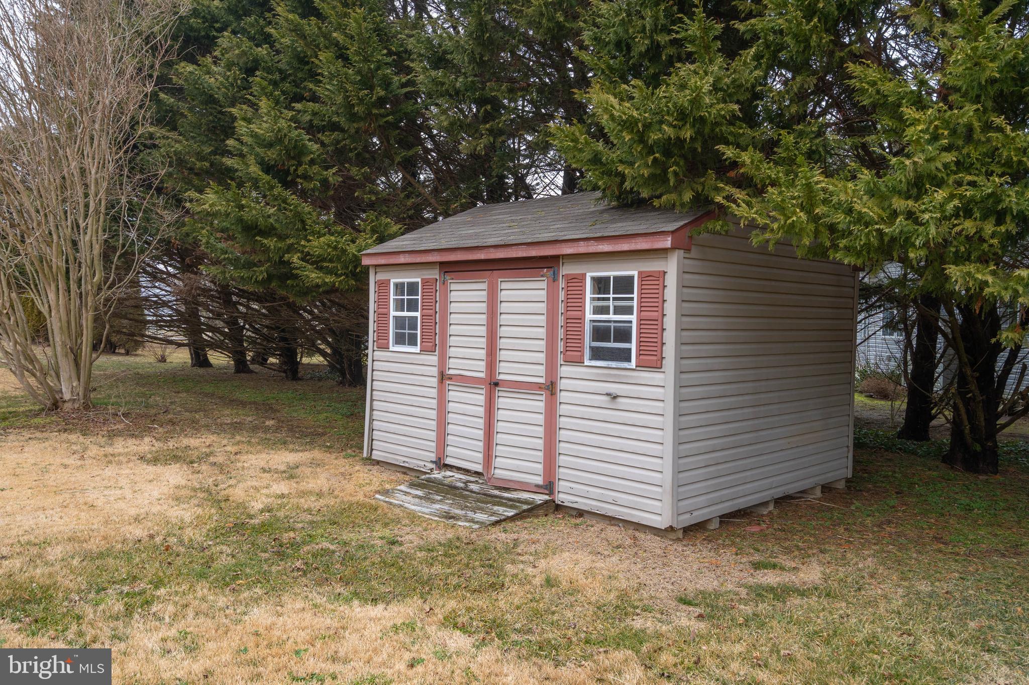 OVERBROOK SHORES - Residential