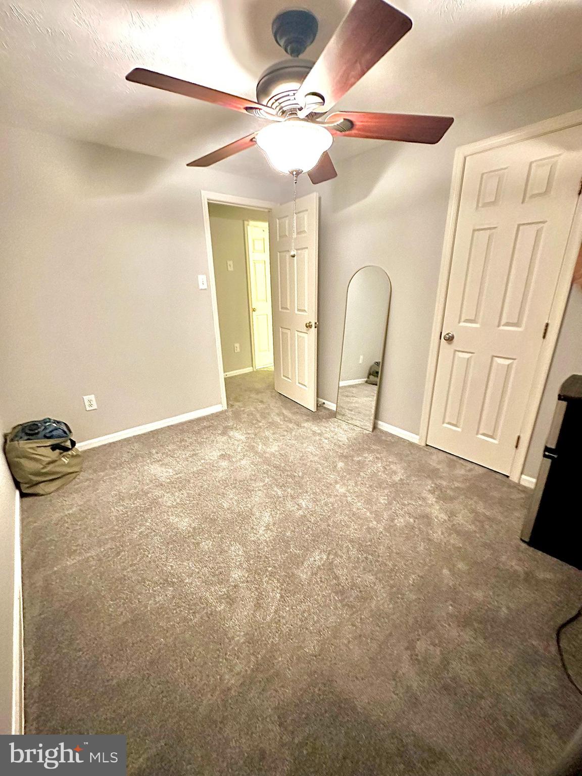 PARKVIEW TRAIL - Residential Lease