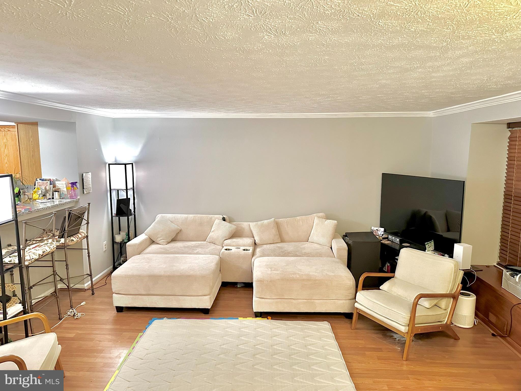 PARKVIEW TRAIL - Residential Lease