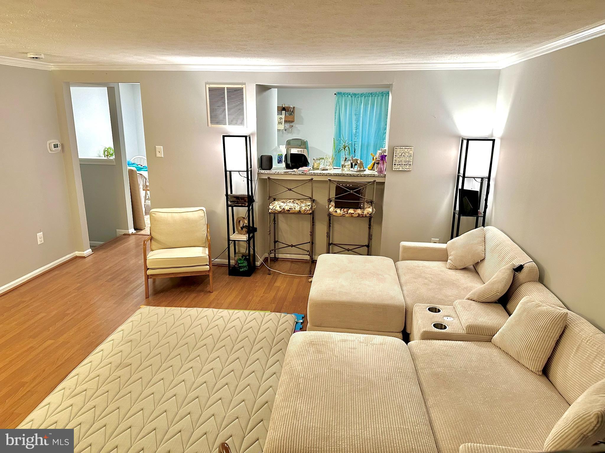 PARKVIEW TRAIL - Residential Lease