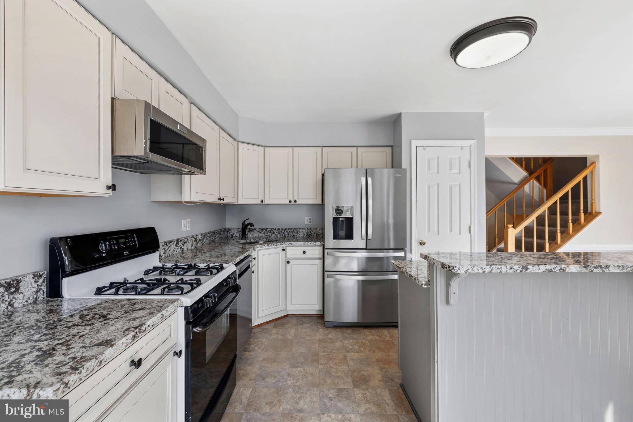 3729 OTTAWA COURT