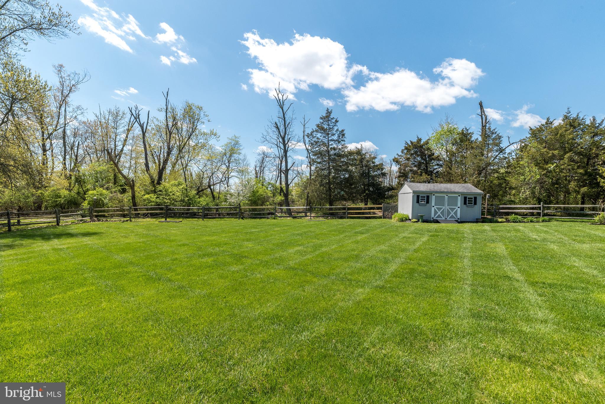 TOWER HILL - Residential