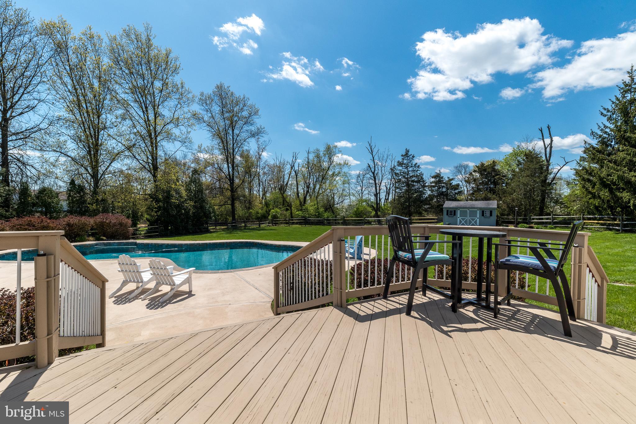 TOWER HILL - Residential