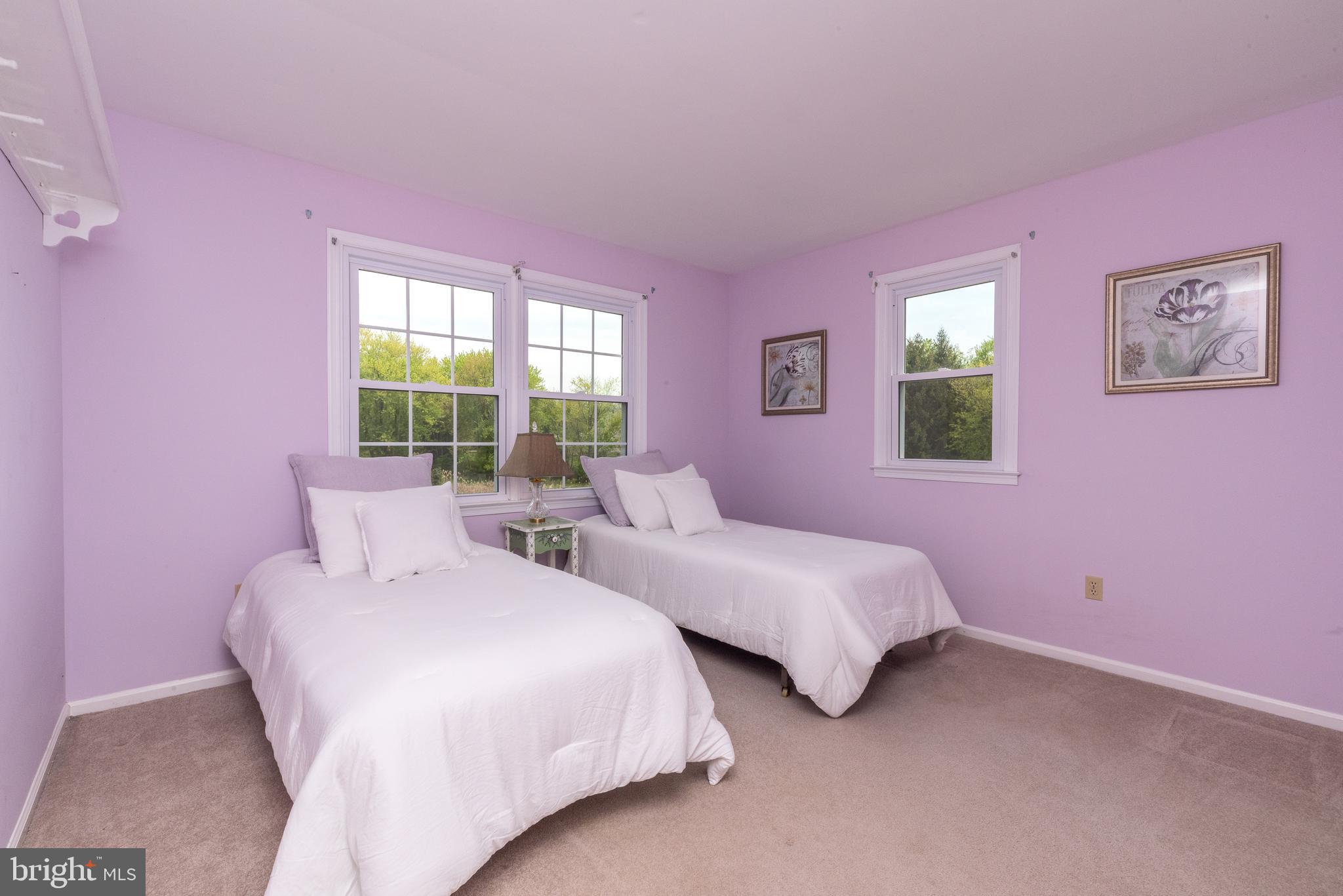 TOWER HILL - Residential