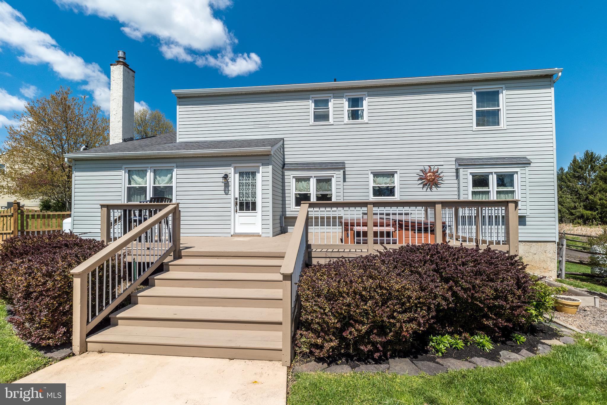 TOWER HILL - Residential