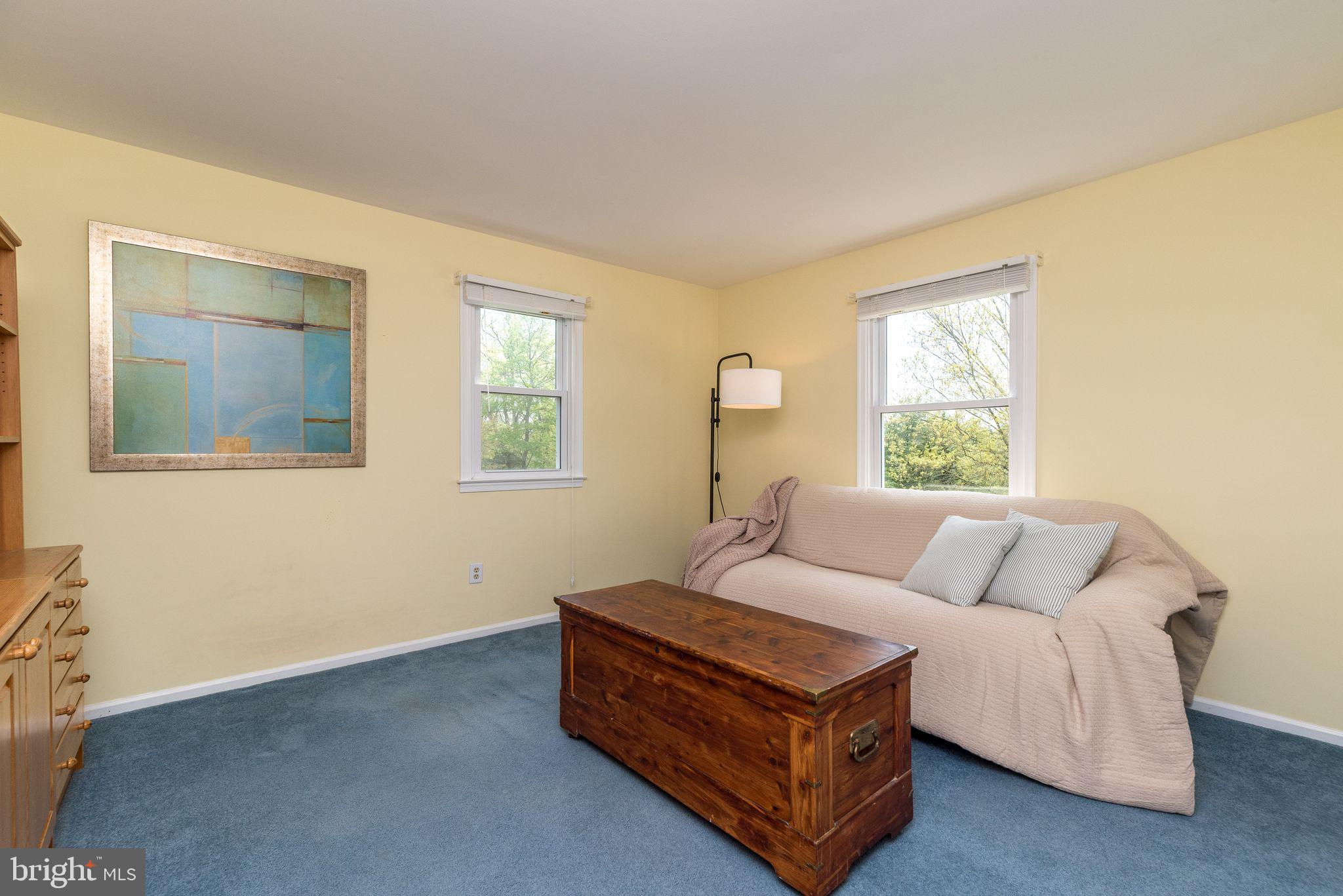 TOWER HILL - Residential