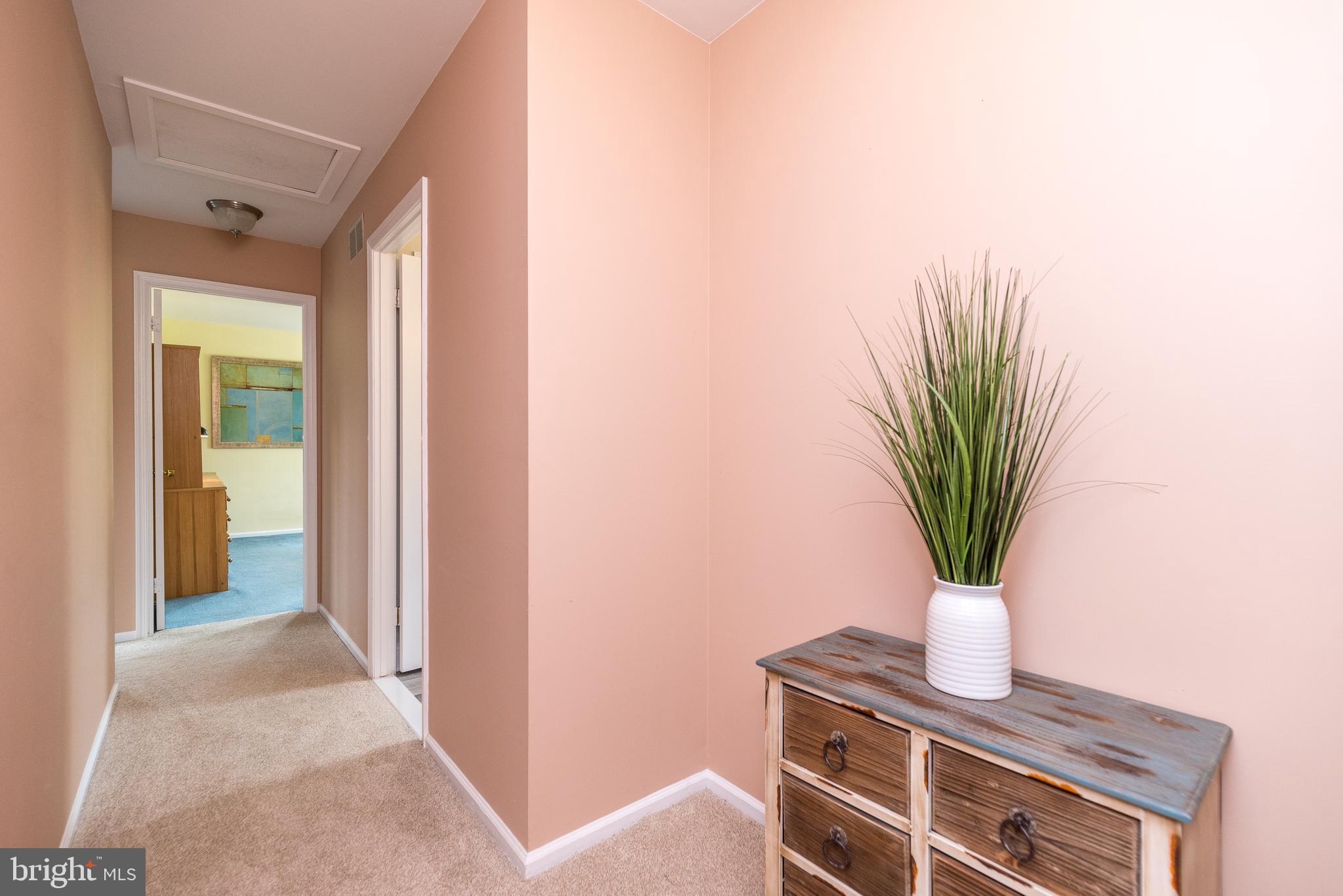 TOWER HILL - Residential