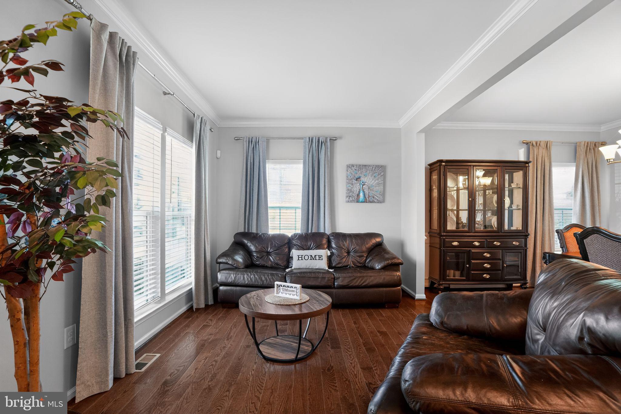 HANOVER WOODS - Residential