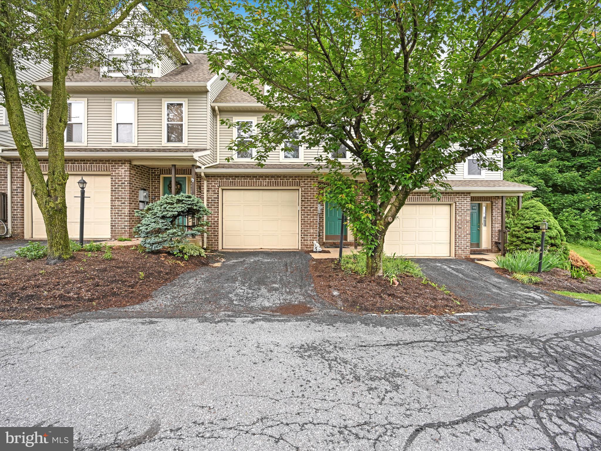 49 WESTPOINTE DRIVE