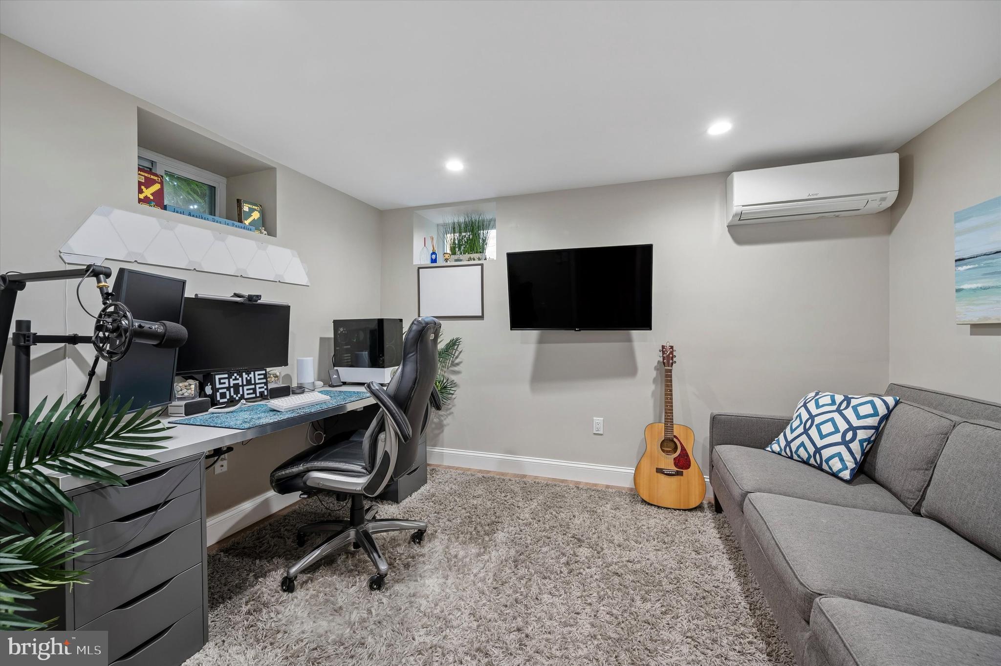 WILLOWBROOK - Residential