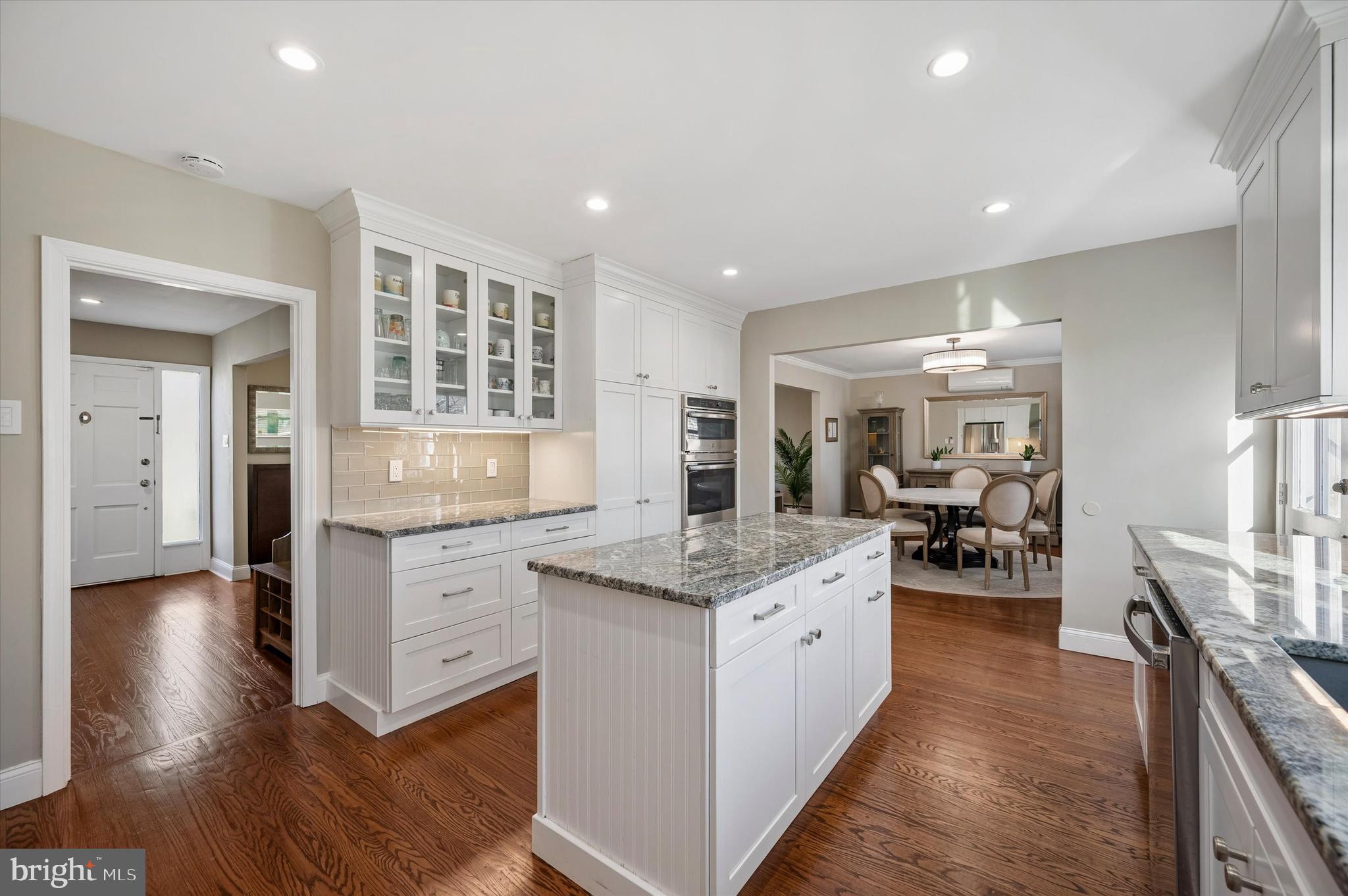 WILLOWBROOK - Residential