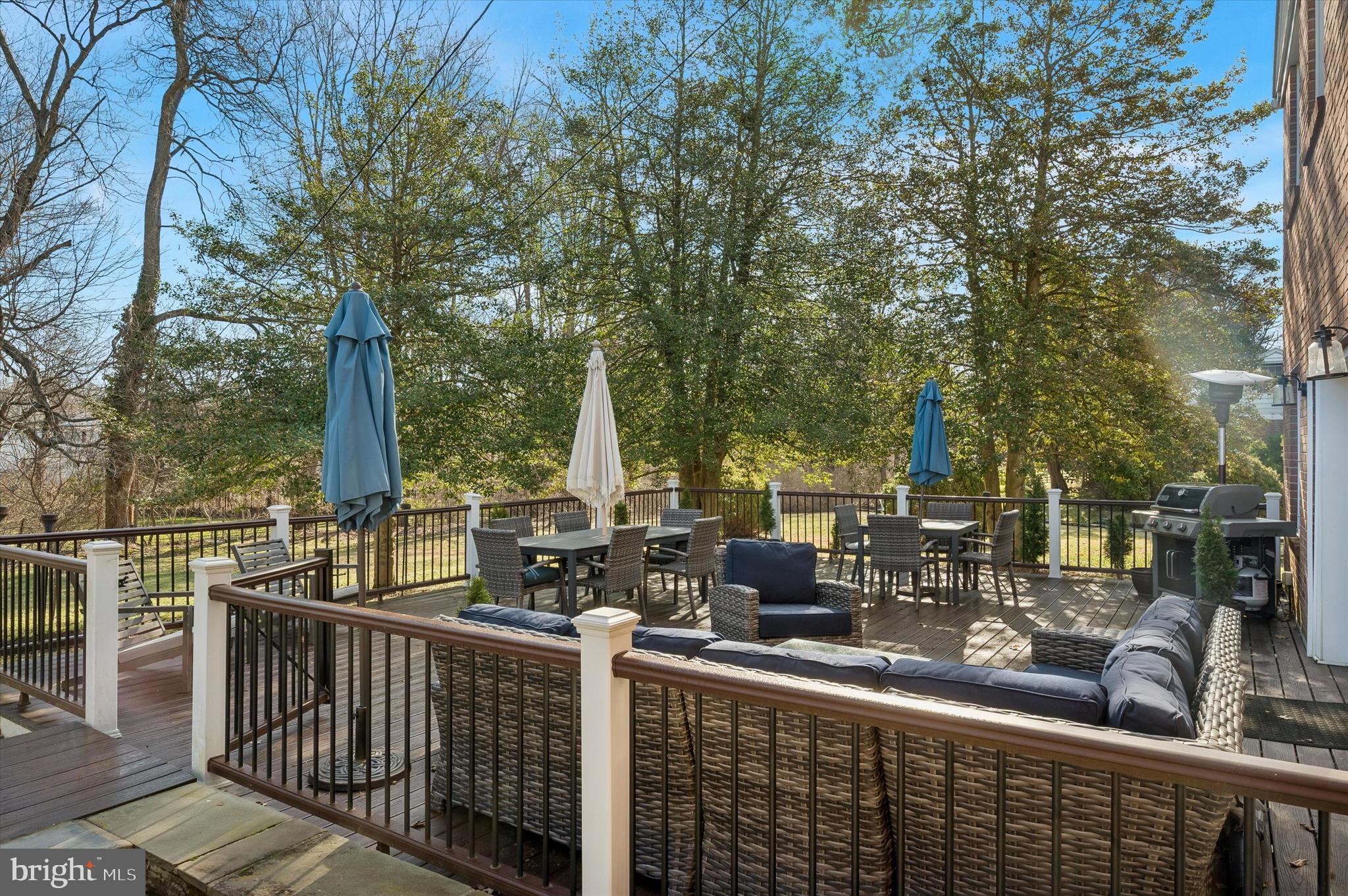 WILLOWBROOK - Residential