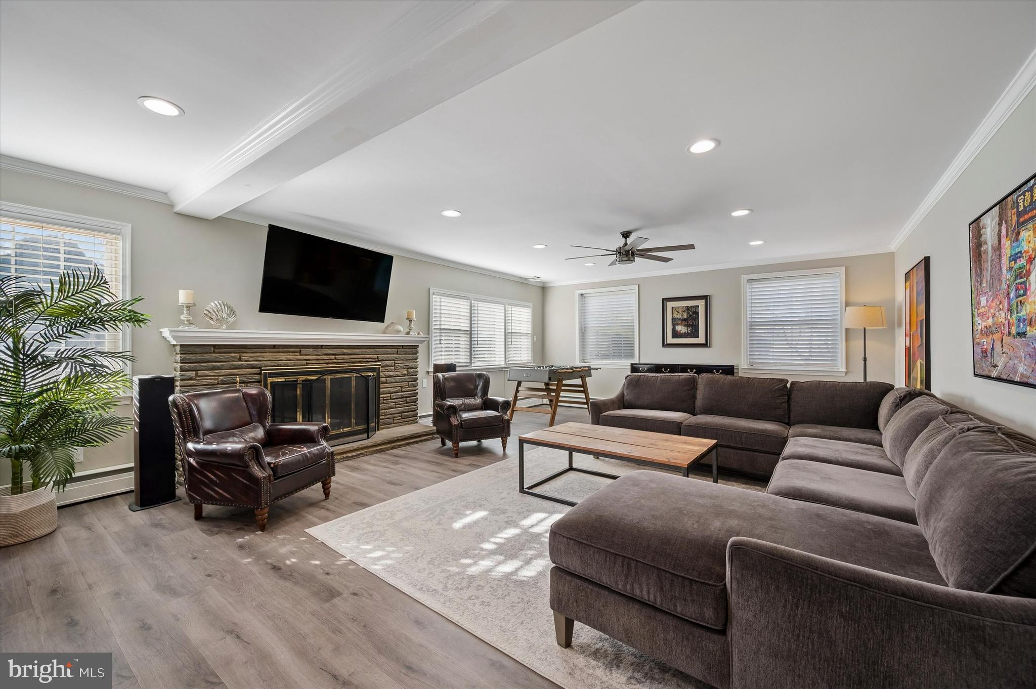 WILLOWBROOK - Residential