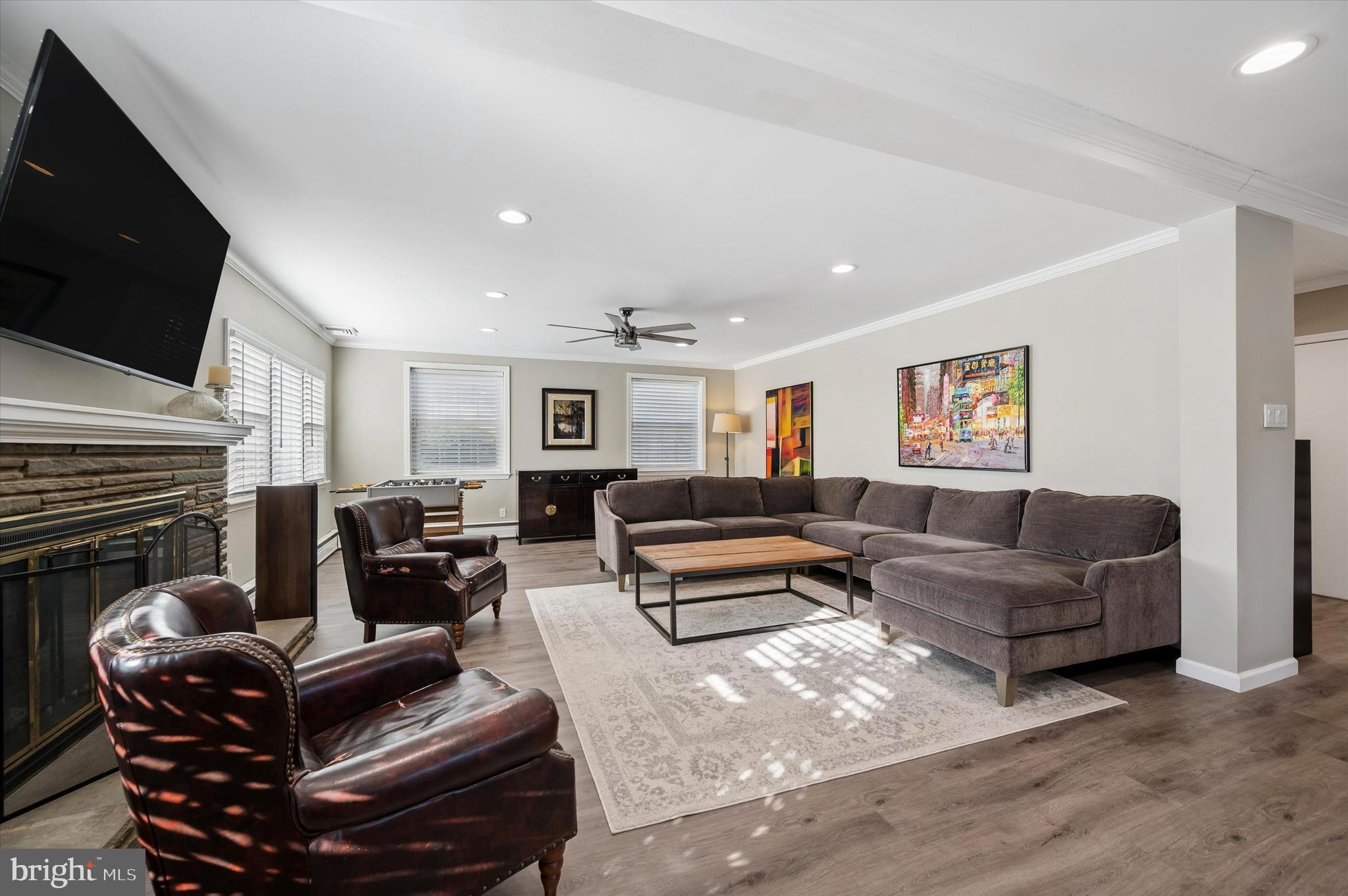 WILLOWBROOK - Residential