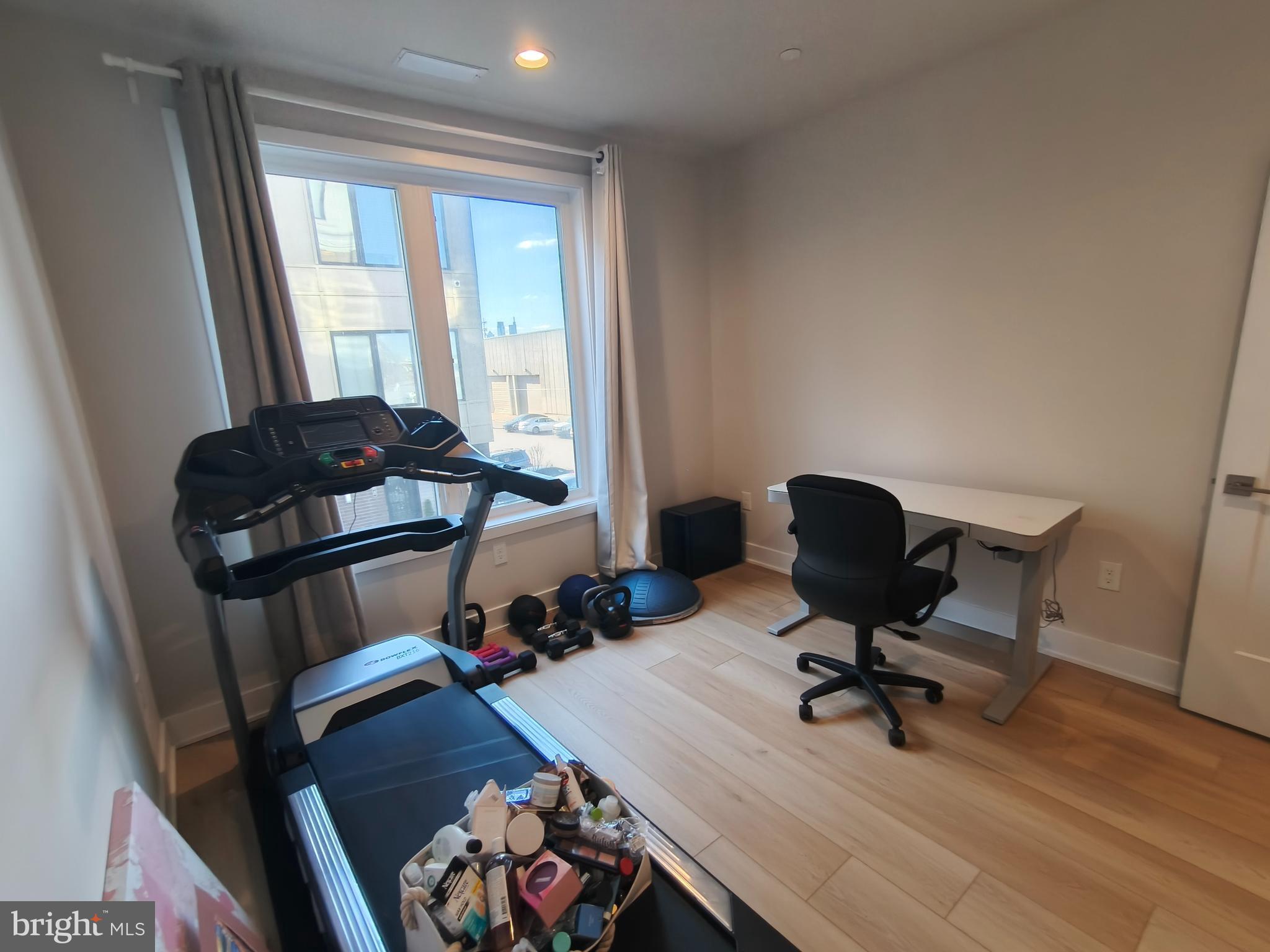 NORTHBANK - Residential