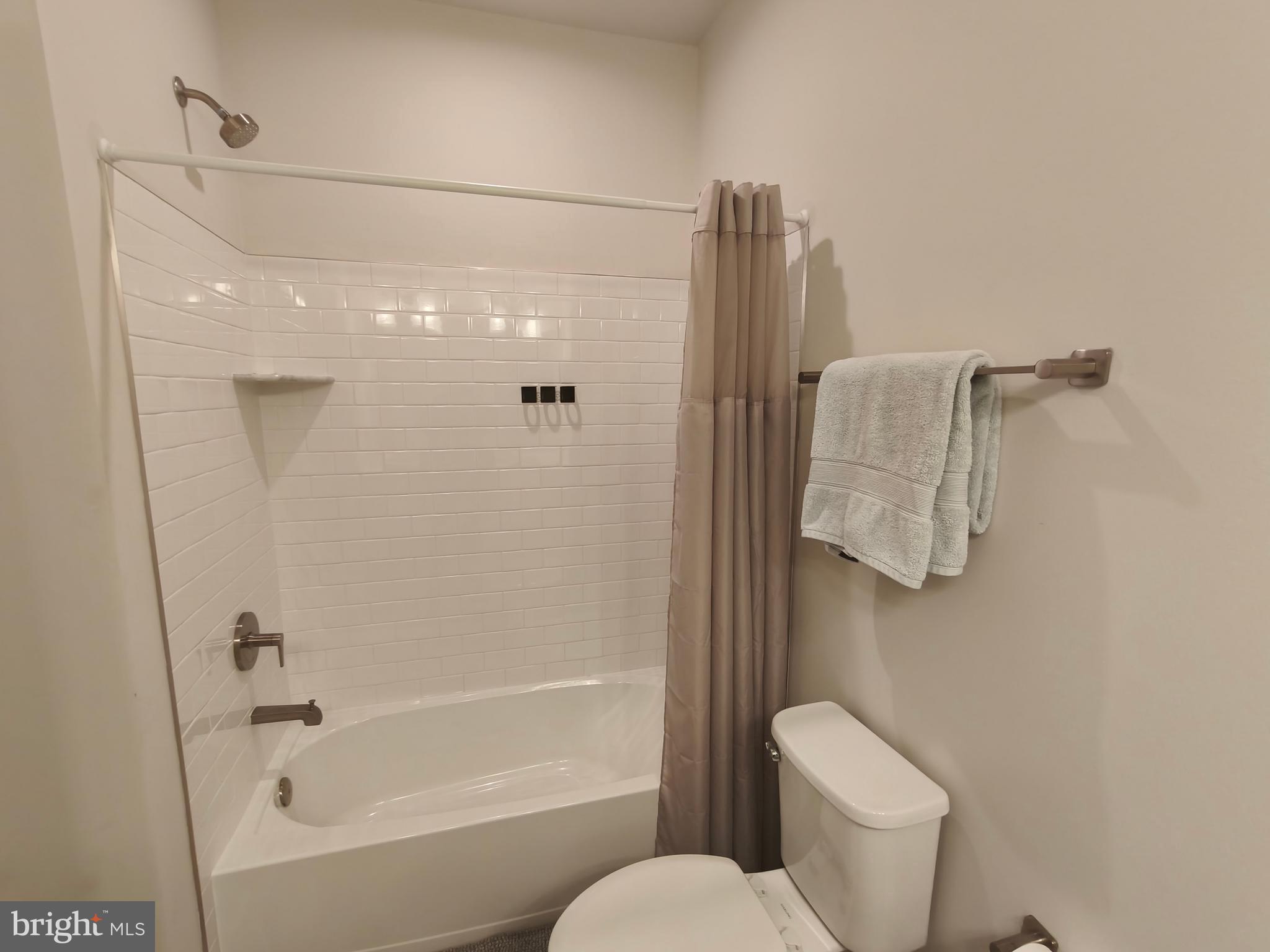 NORTHBANK - Residential