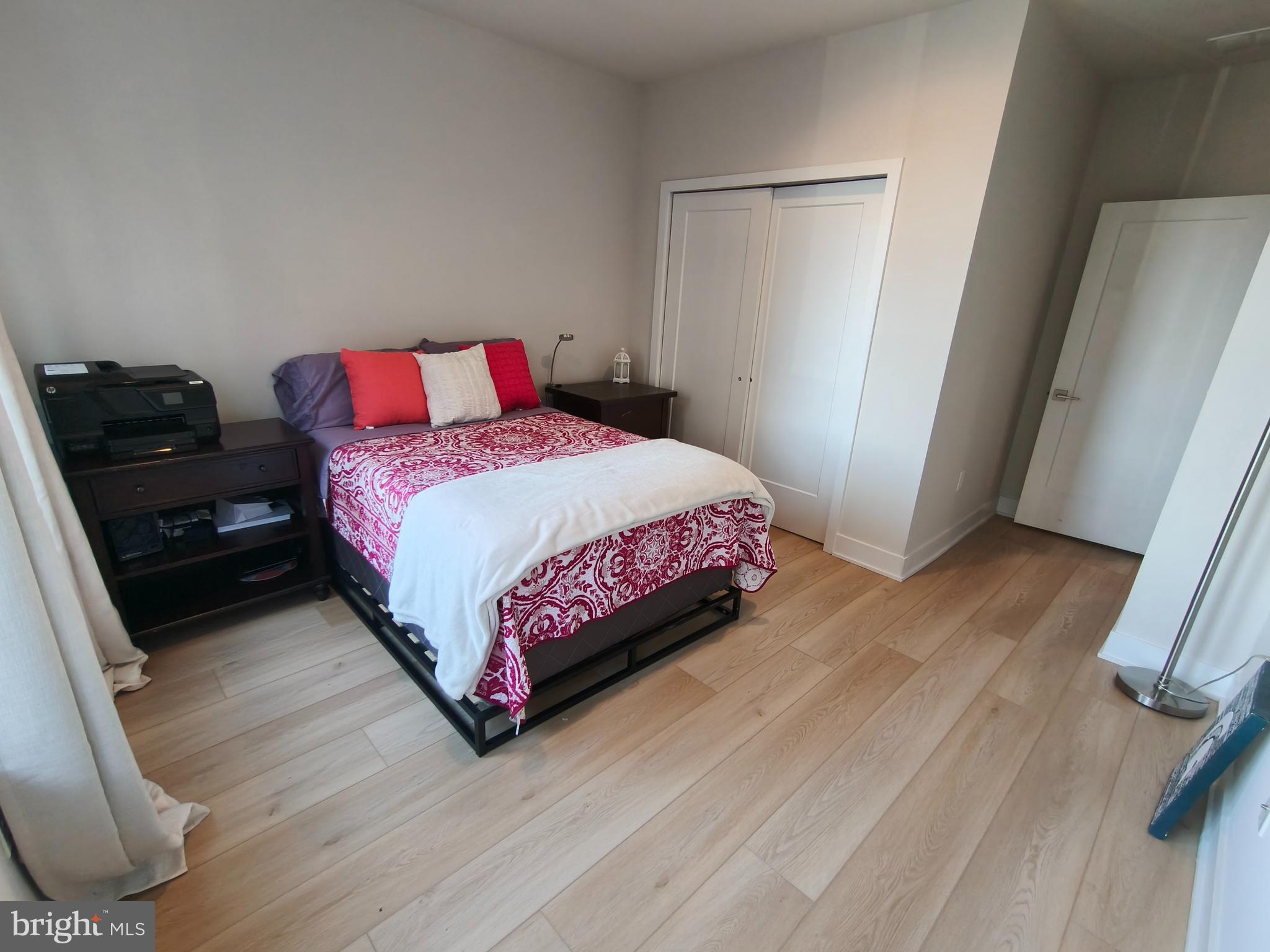 NORTHBANK - Residential