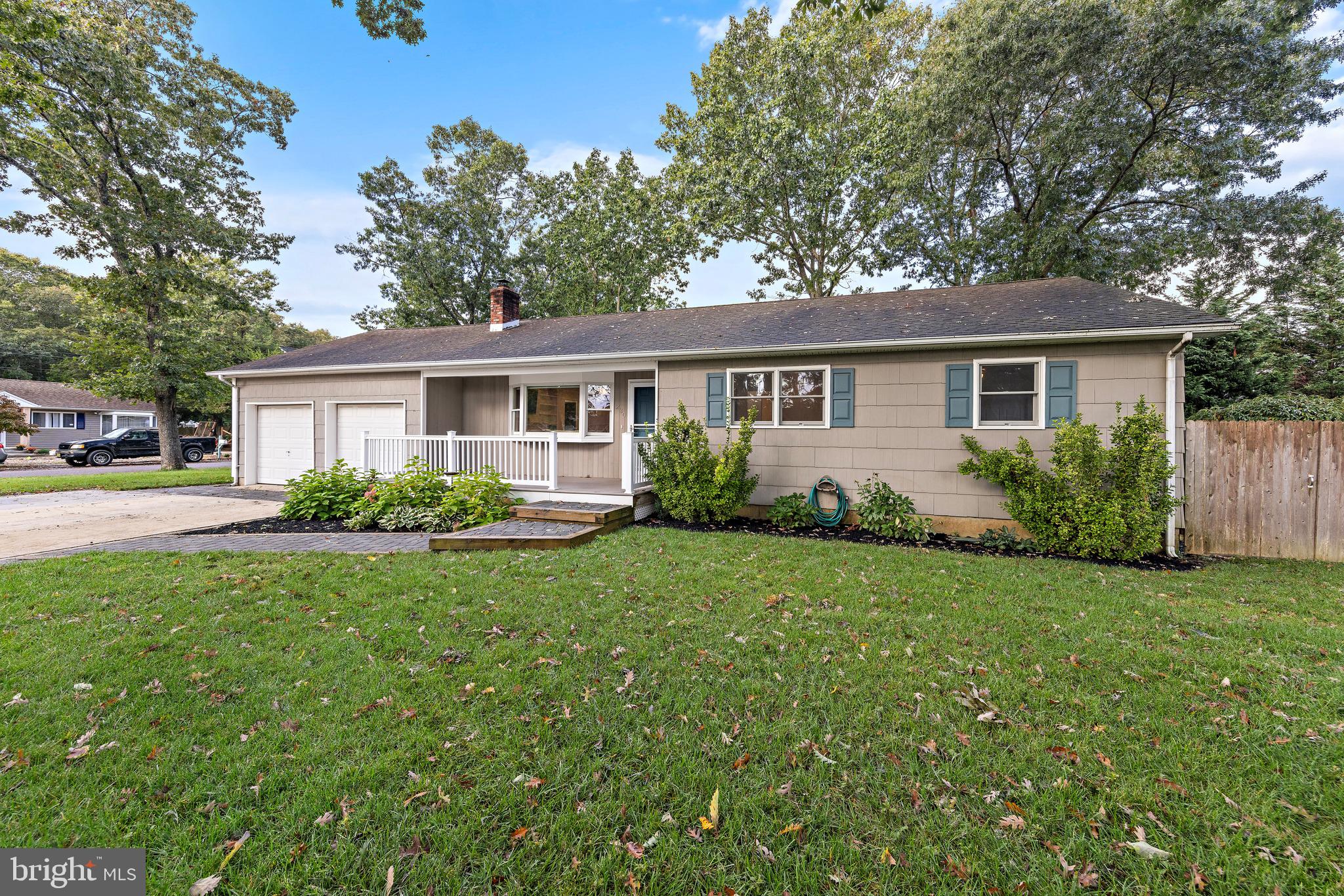230 HEMLOCK LANE