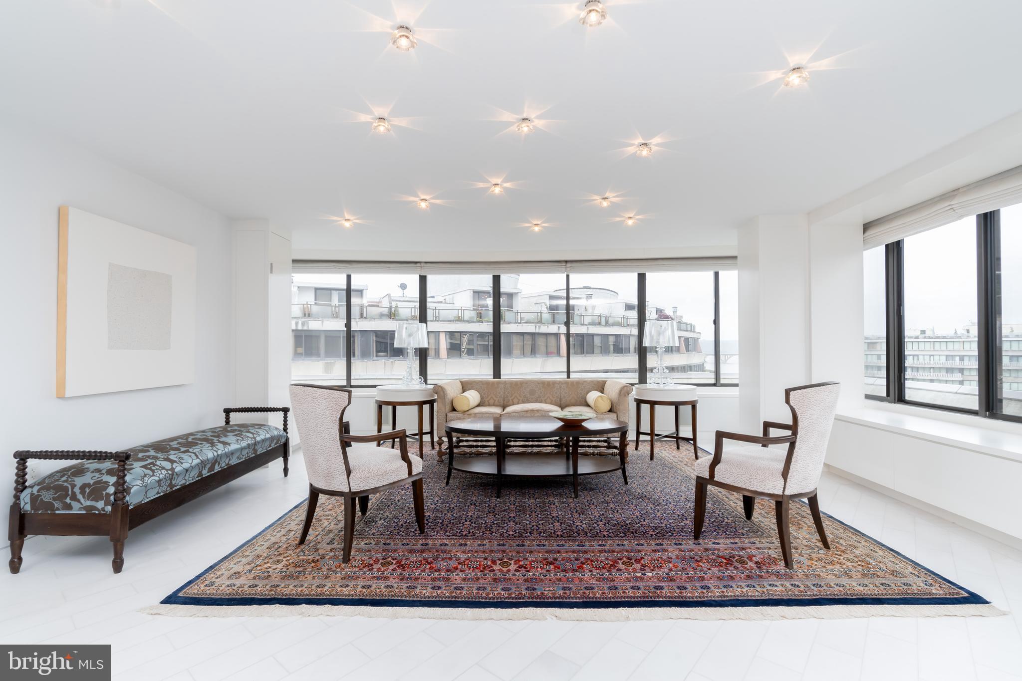 FOGGY BOTTOM - Residential