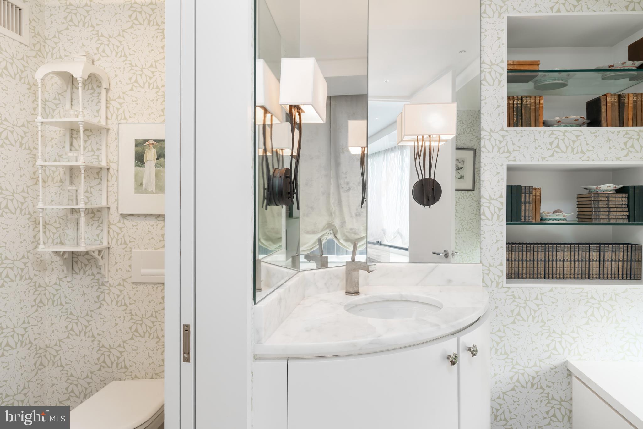 FOGGY BOTTOM - Residential