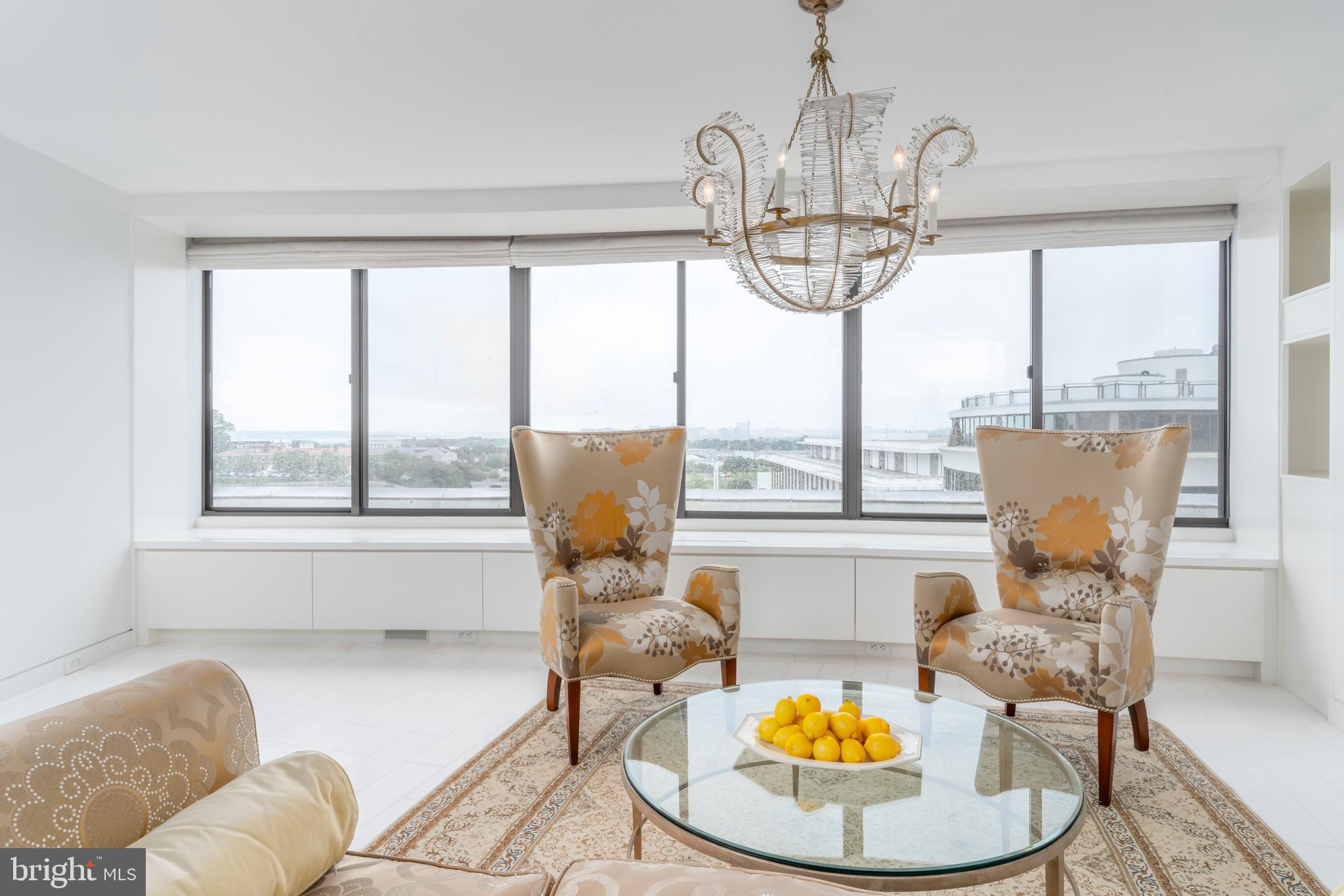 FOGGY BOTTOM - Residential