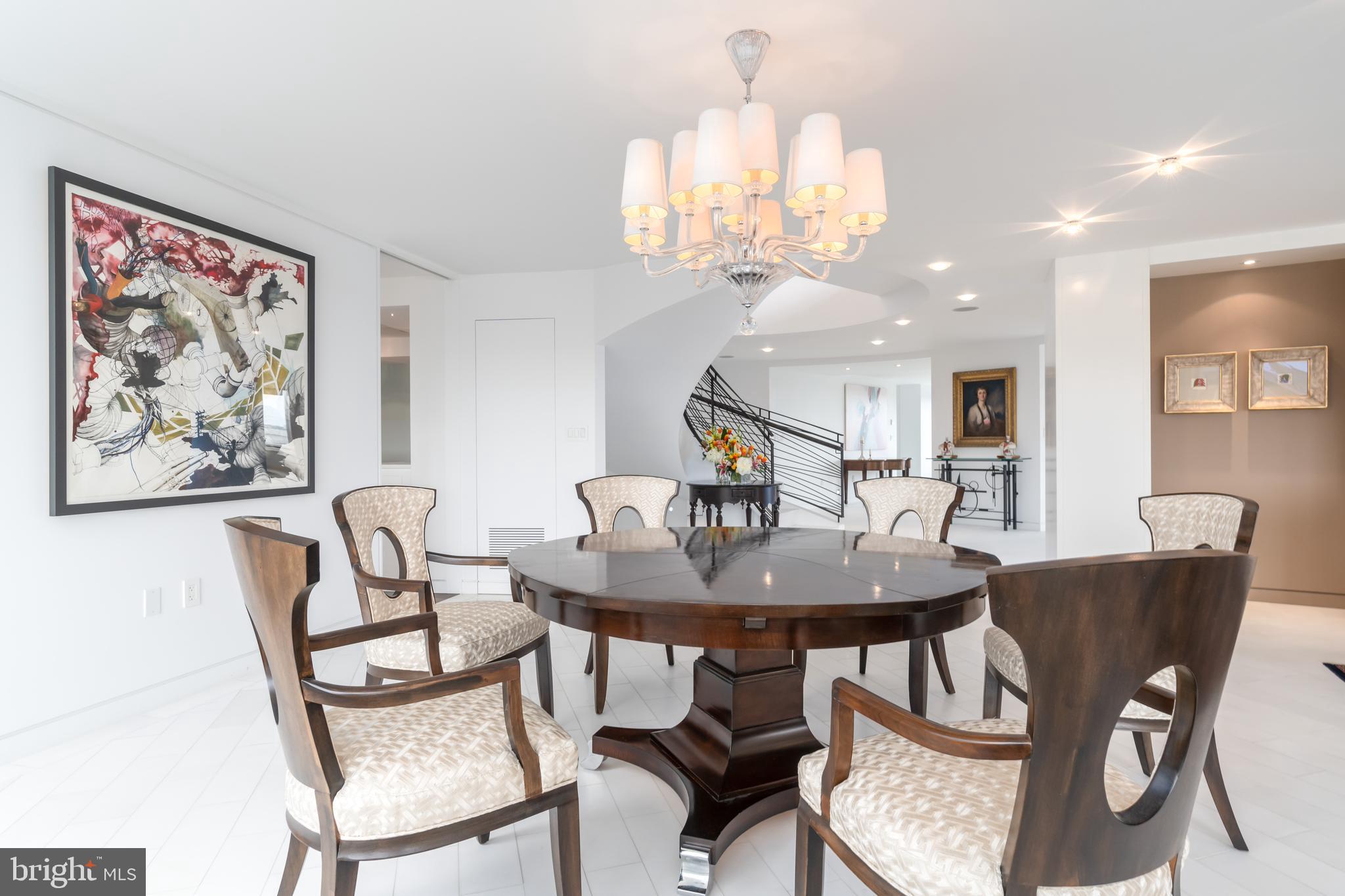 FOGGY BOTTOM - Residential