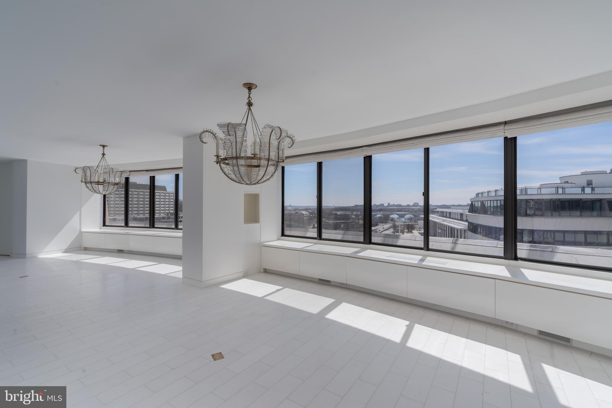 FOGGY BOTTOM - Residential