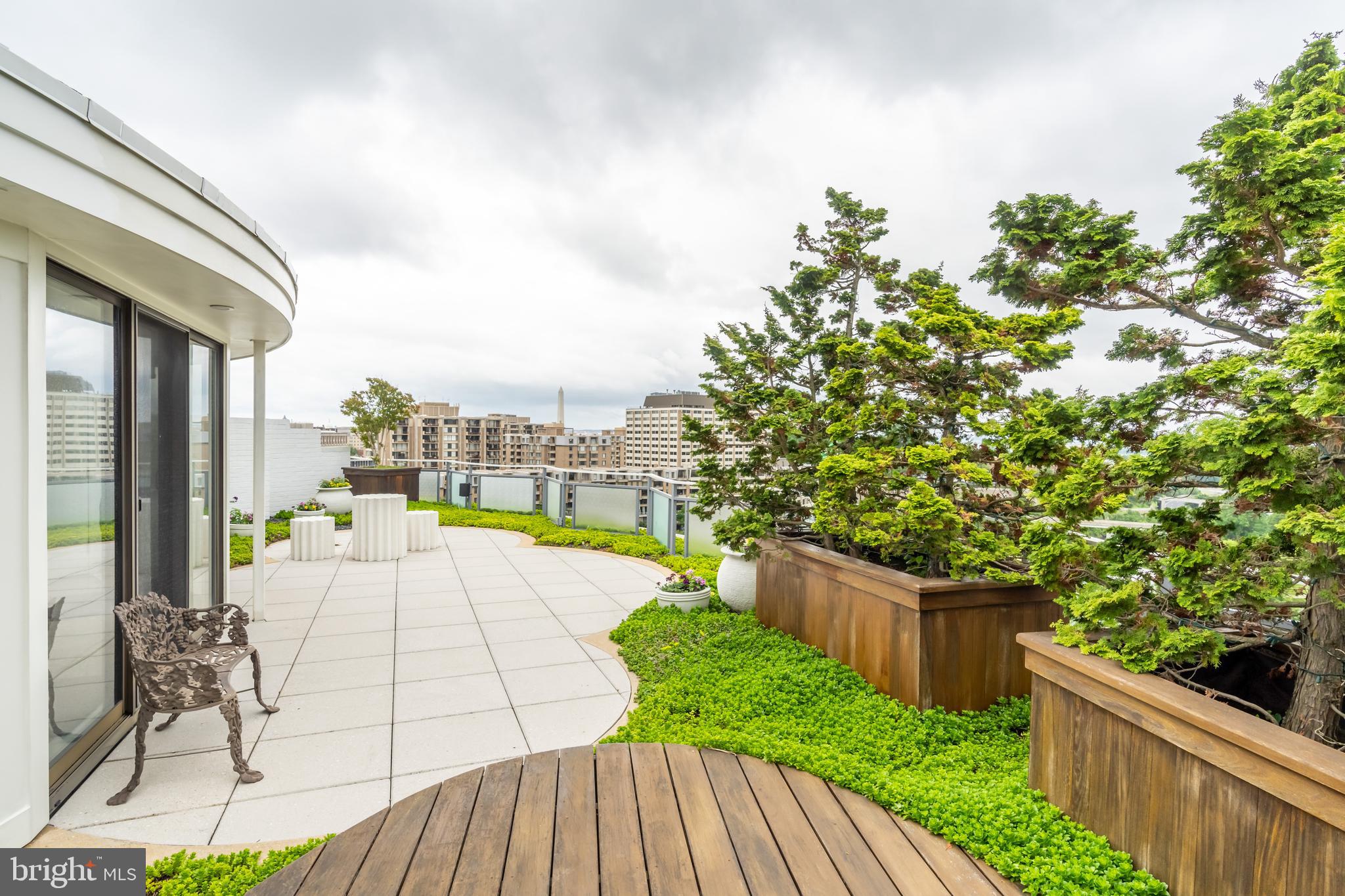 FOGGY BOTTOM - Residential