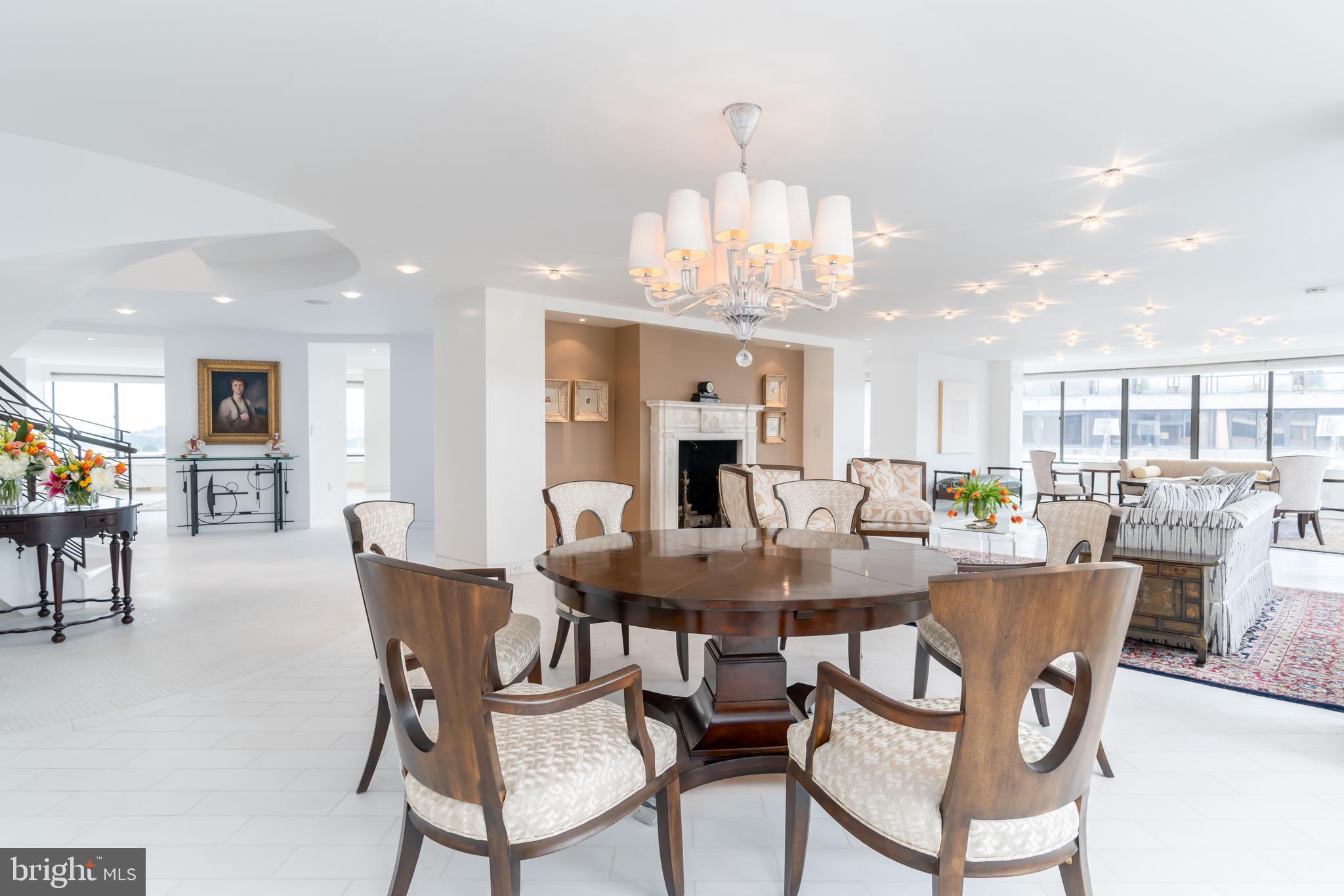 FOGGY BOTTOM - Residential
