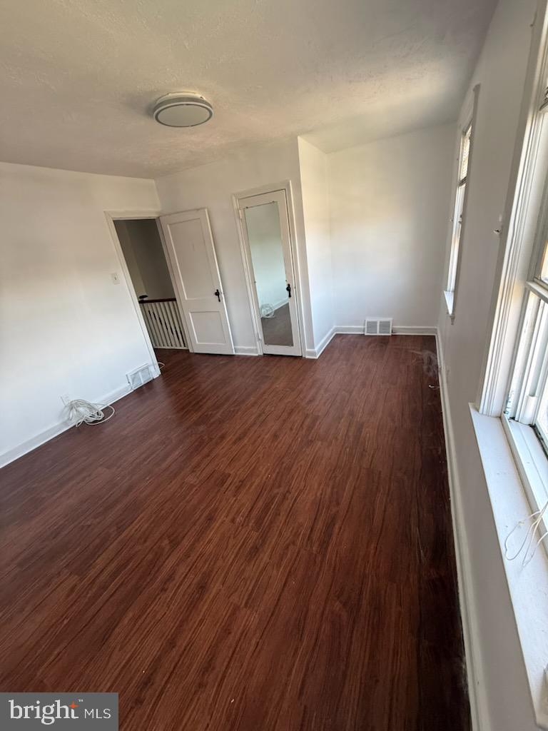 MAYFAIR (WEST) - Residential Lease