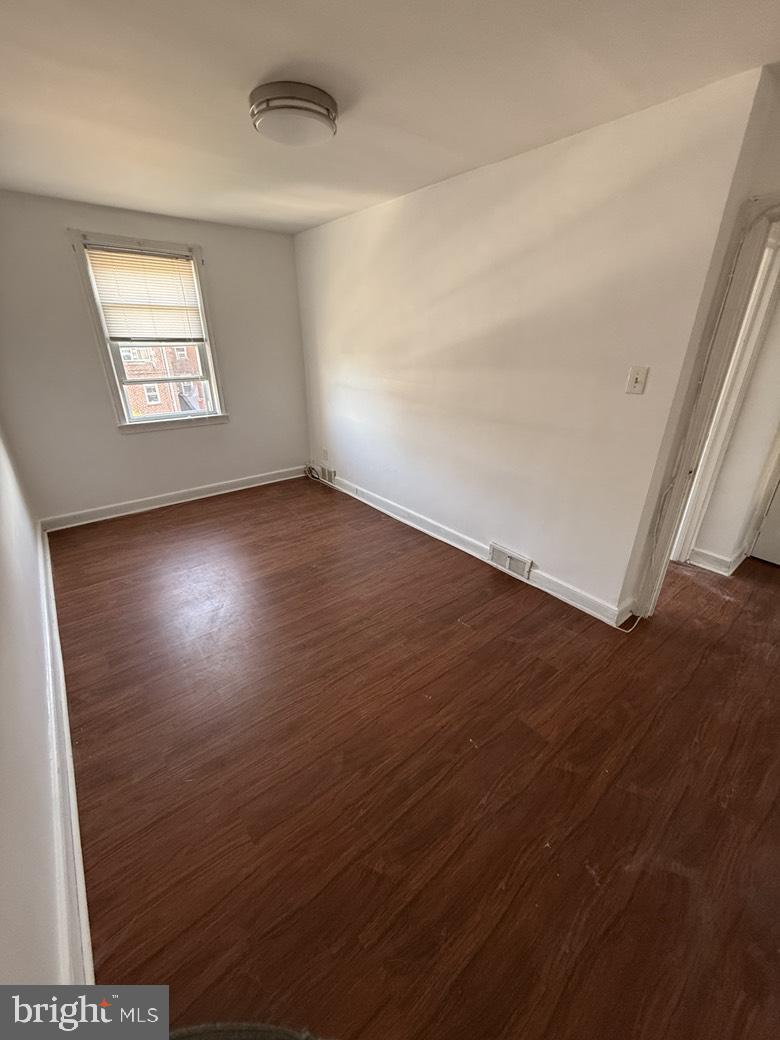 MAYFAIR (WEST) - Residential Lease